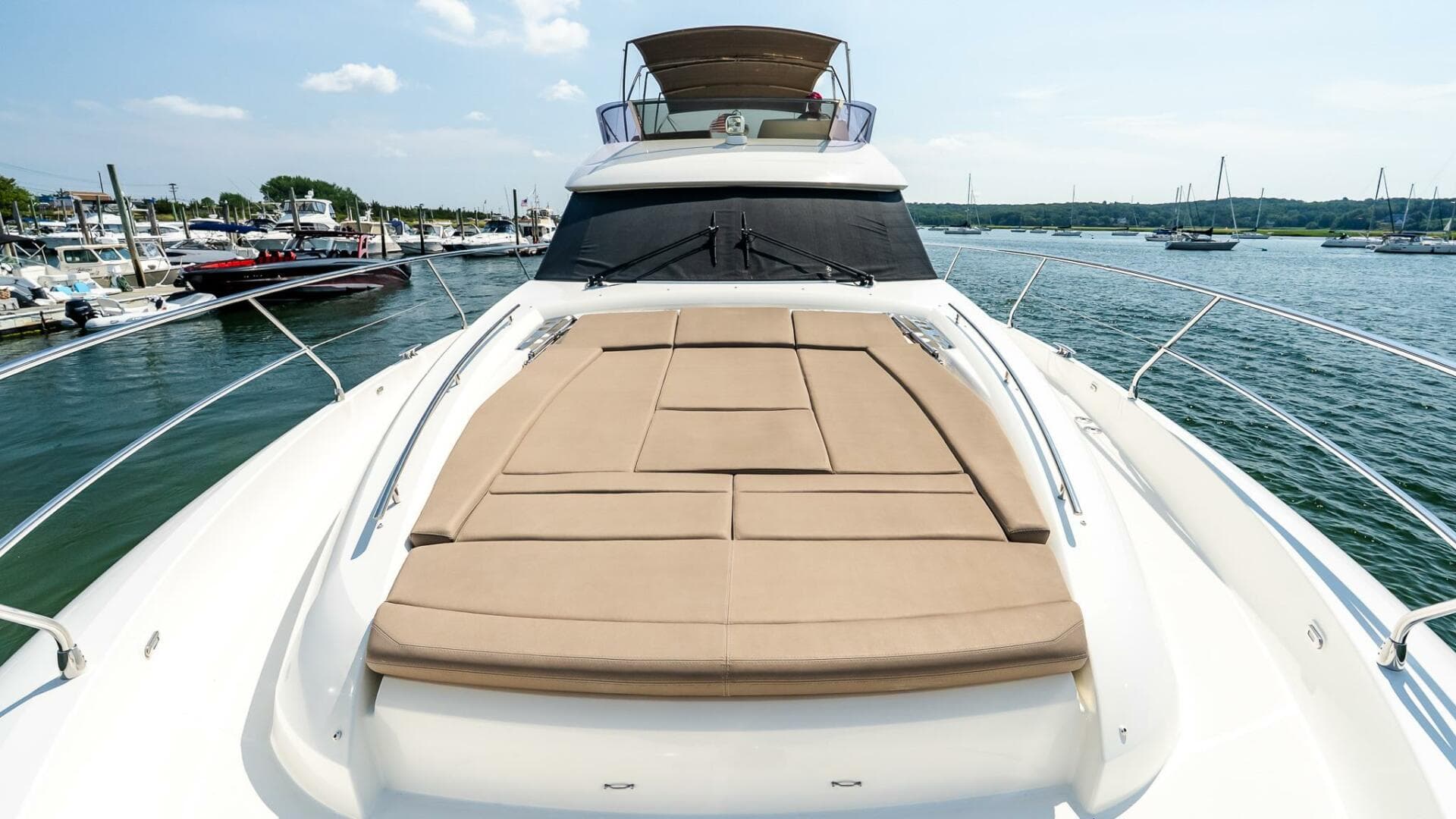 2014 Prestige 550 Flybridge — photo 13