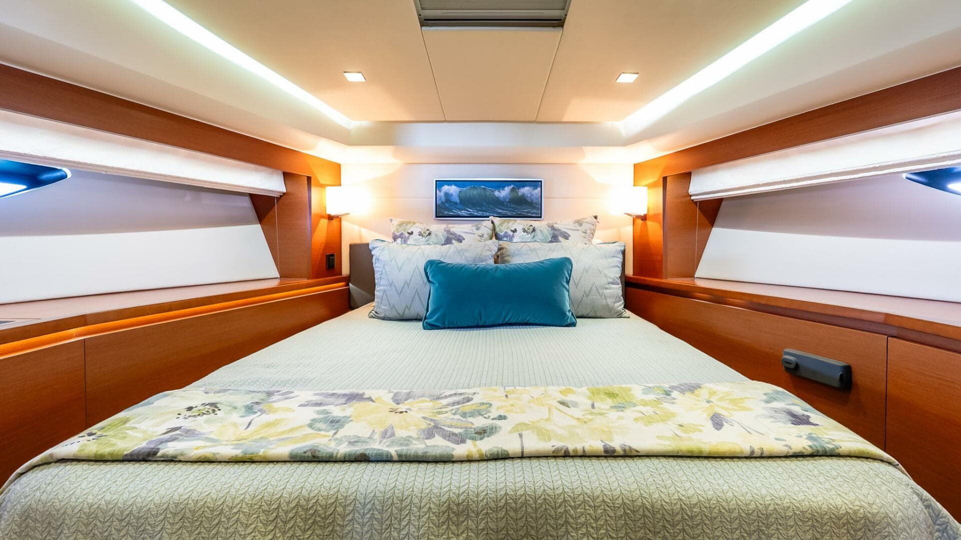 2014 Prestige 550 Flybridge — photo 36