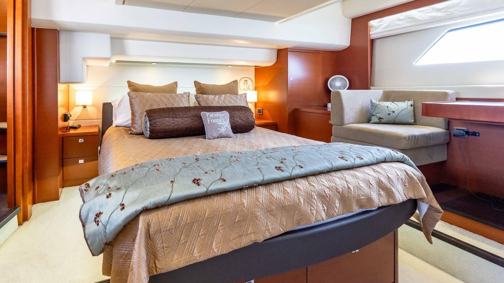 2014 Prestige 550 Flybridge — photo 40