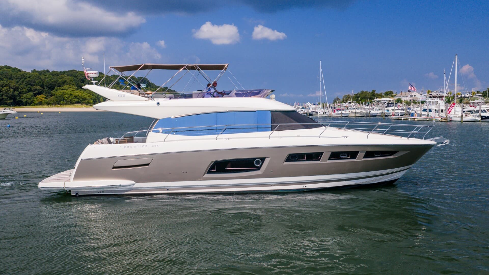 2014 Prestige 550 Flybridge