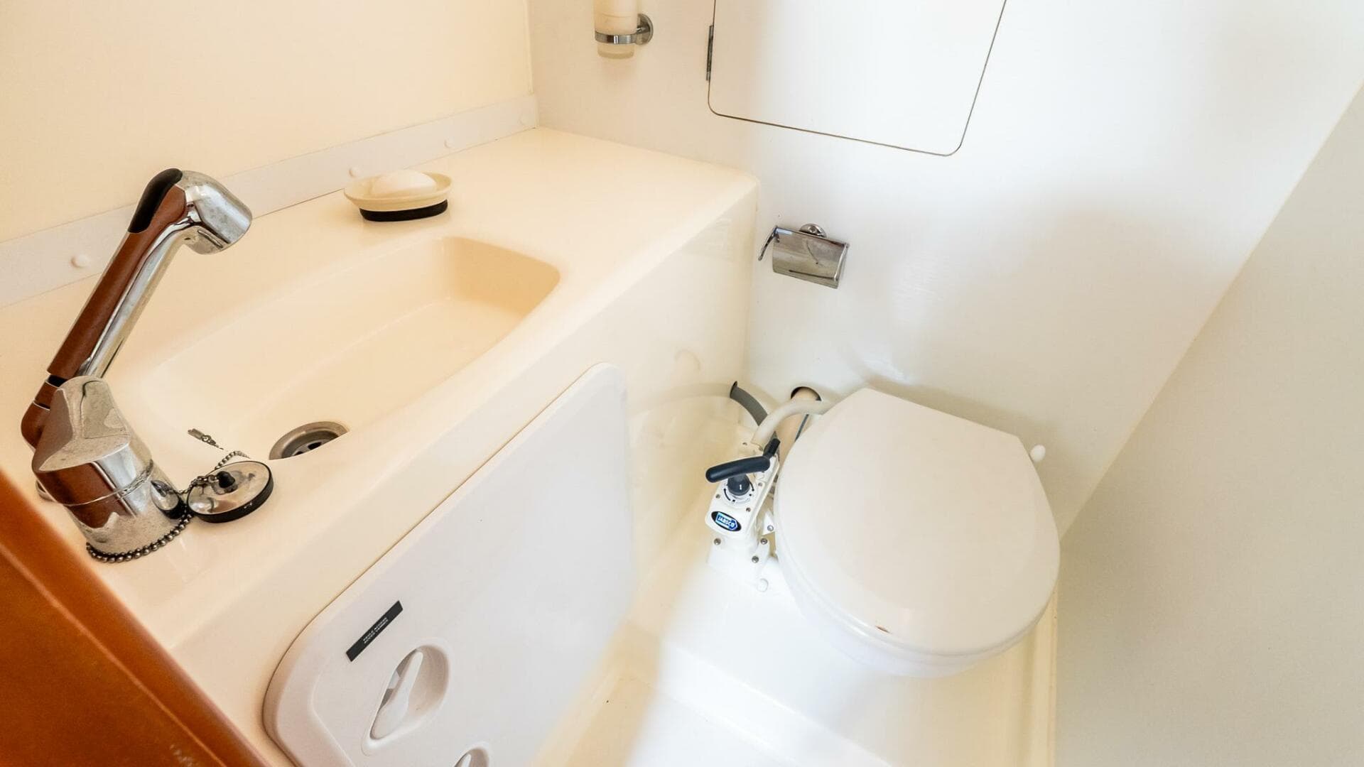 2014 Prestige 550 Flybridge — photo 53