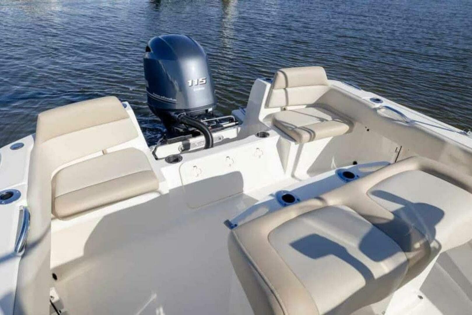 2026 Scout 195 Sportfish — photo 17