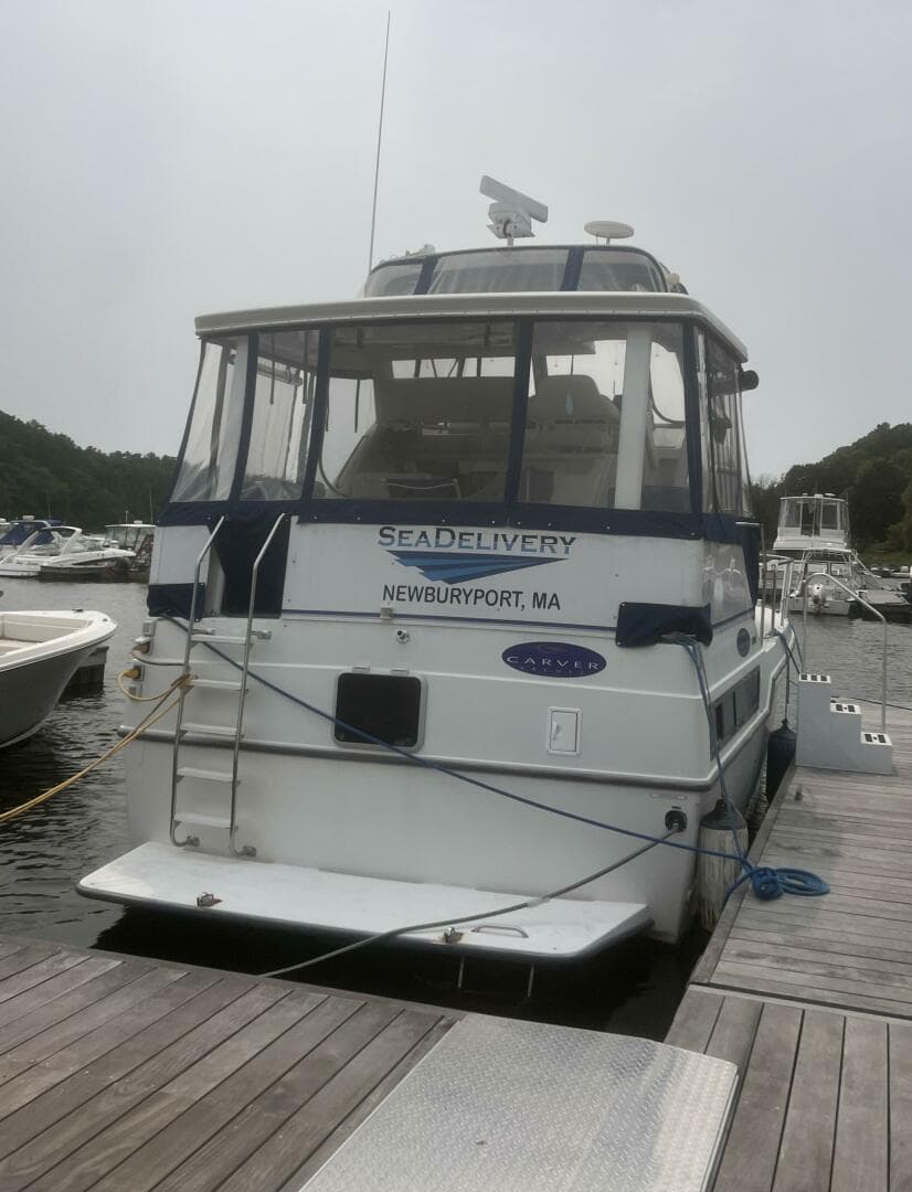 1994 Carver Aft Cabin — photo 7