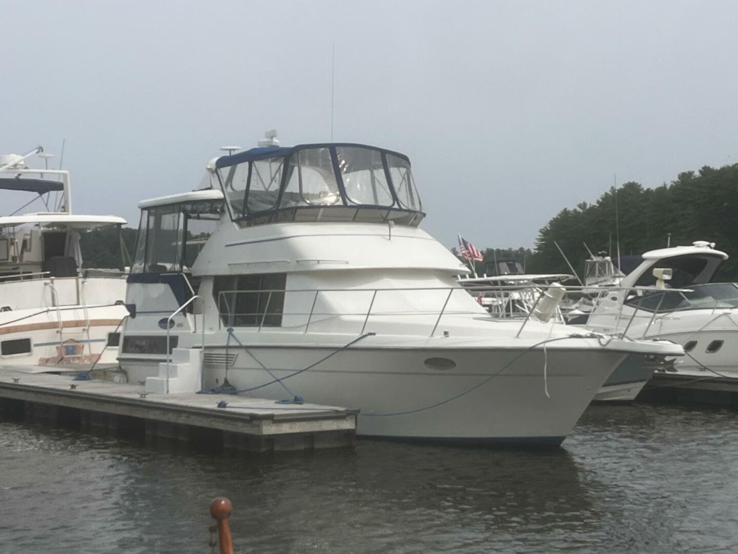 1994 Carver Aft Cabin — photo 2