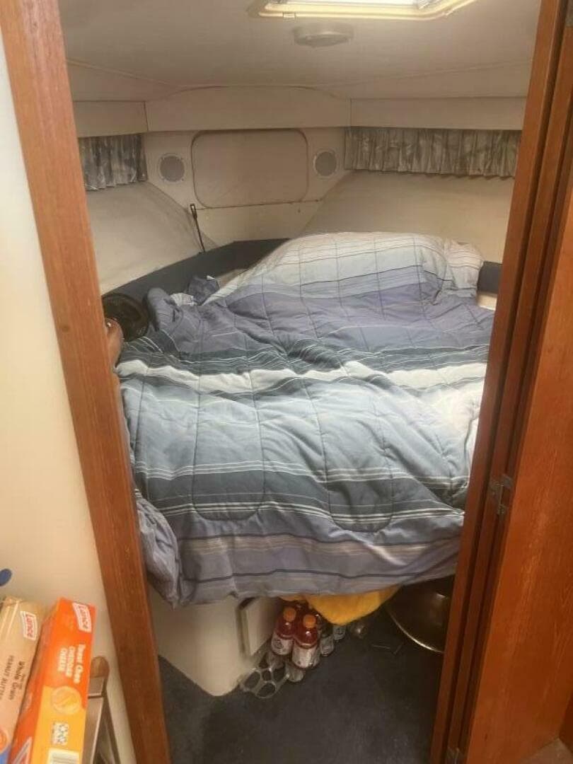 1994 Carver Aft Cabin — photo 46