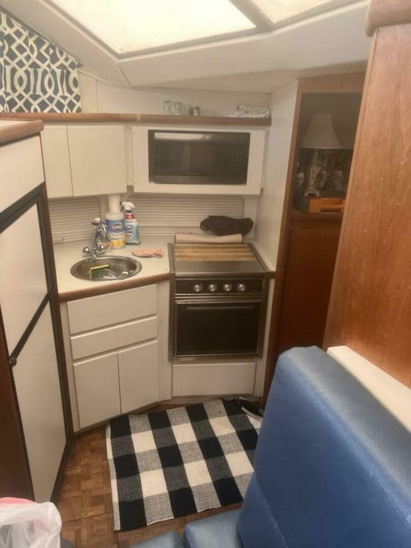 1994 Carver Aft Cabin — photo 38