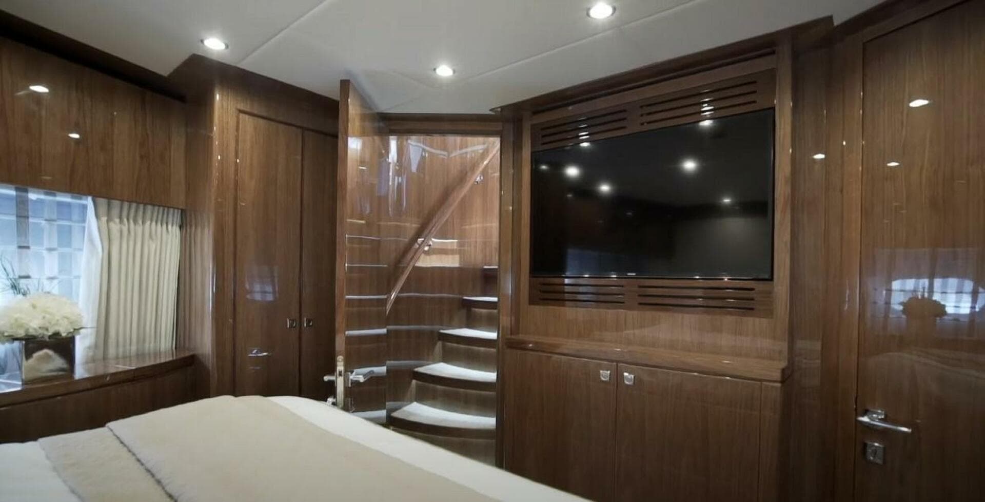 2017 Hargrave Raised Pilothouse — photo 30