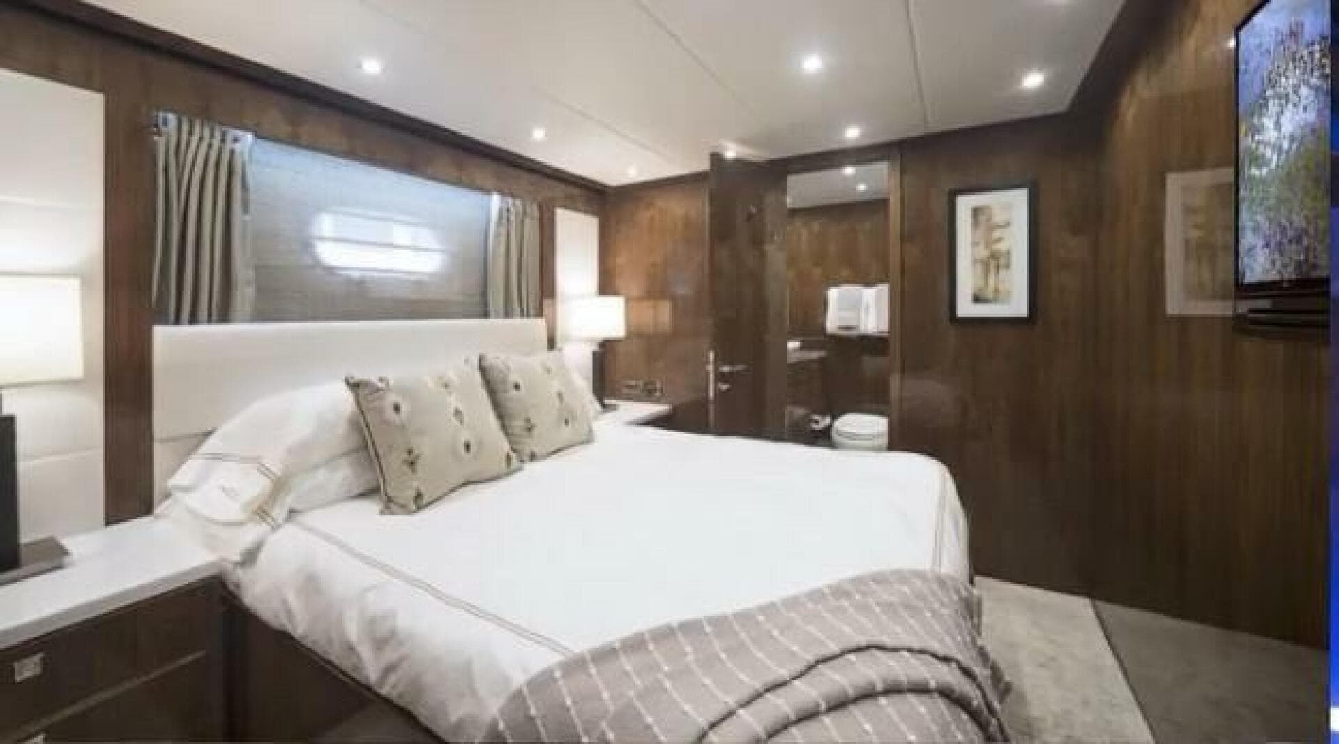 2017 Hargrave Raised Pilothouse — photo 20