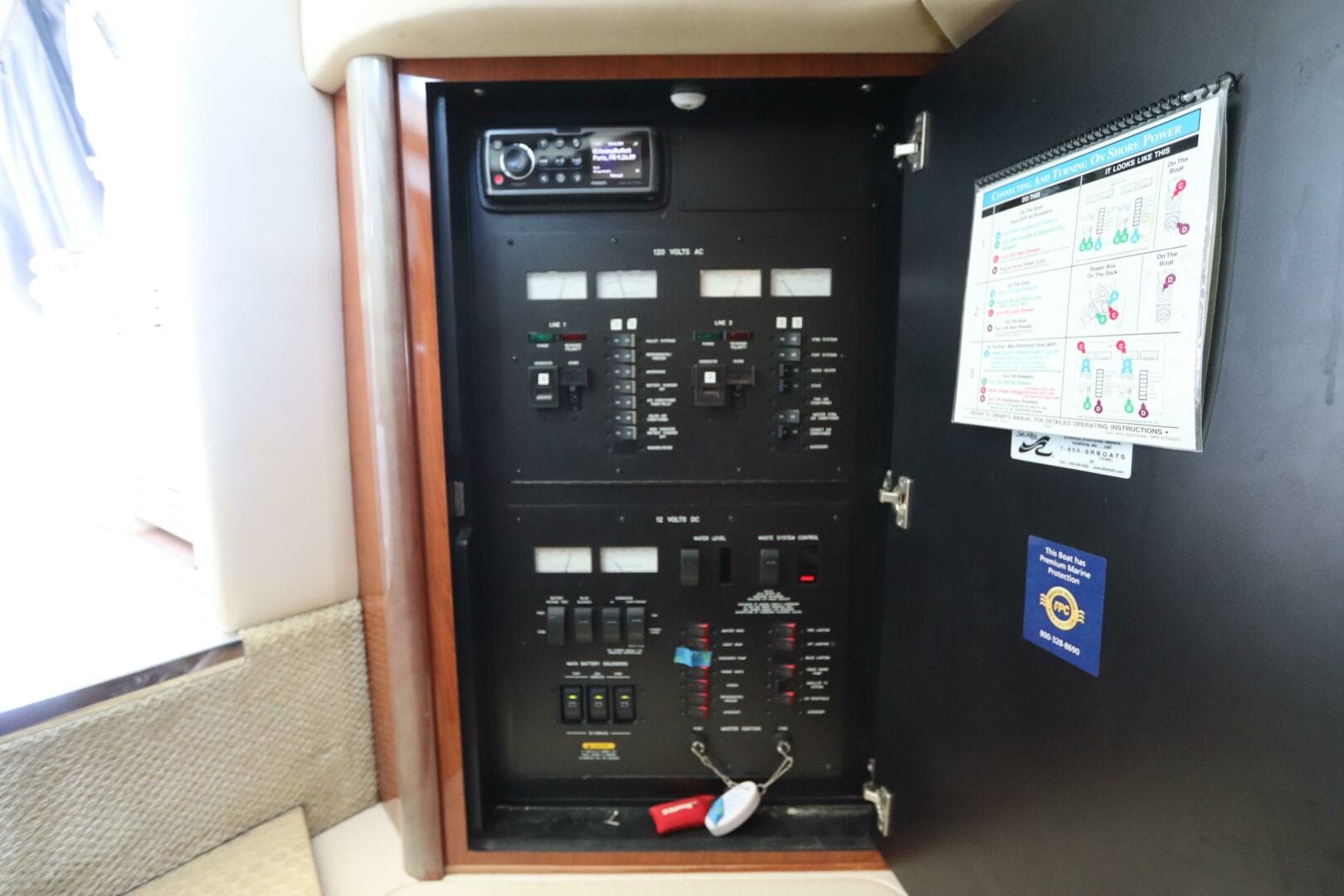 2004 Sea Ray 420 Sundancer — photo 49