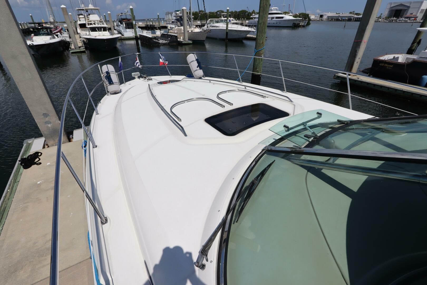 2004 Sea Ray 420 Sundancer — photo 3