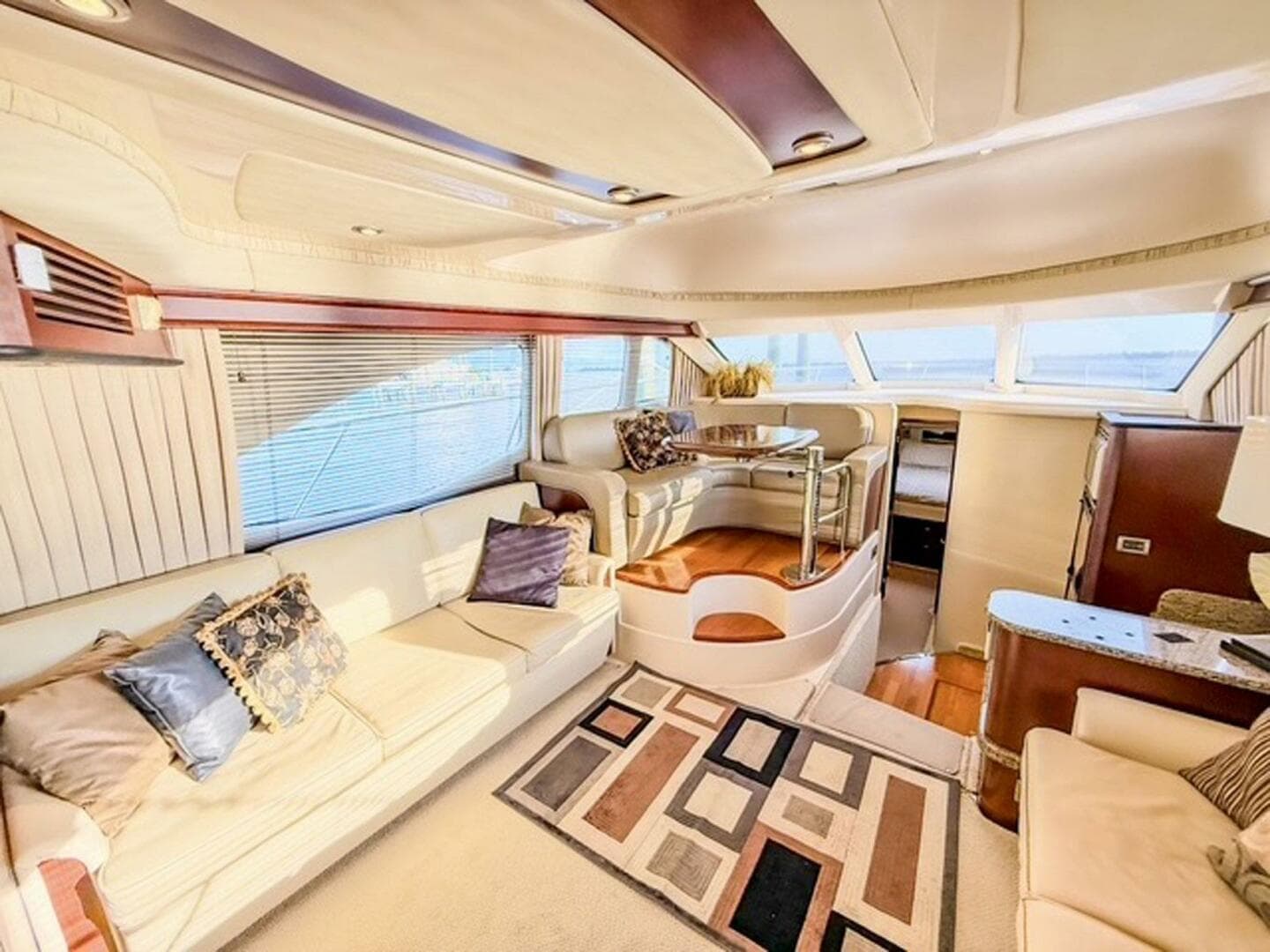 2008 Sea Ray 44 Sedan Bridge — photo 11