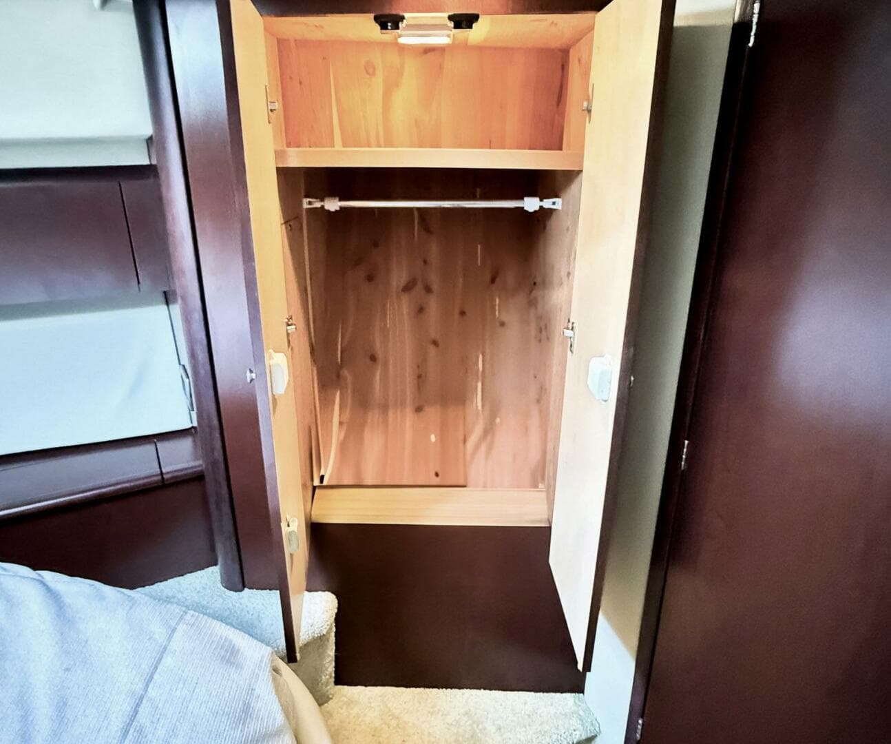 2008 Sea Ray 44 Sedan Bridge — photo 17