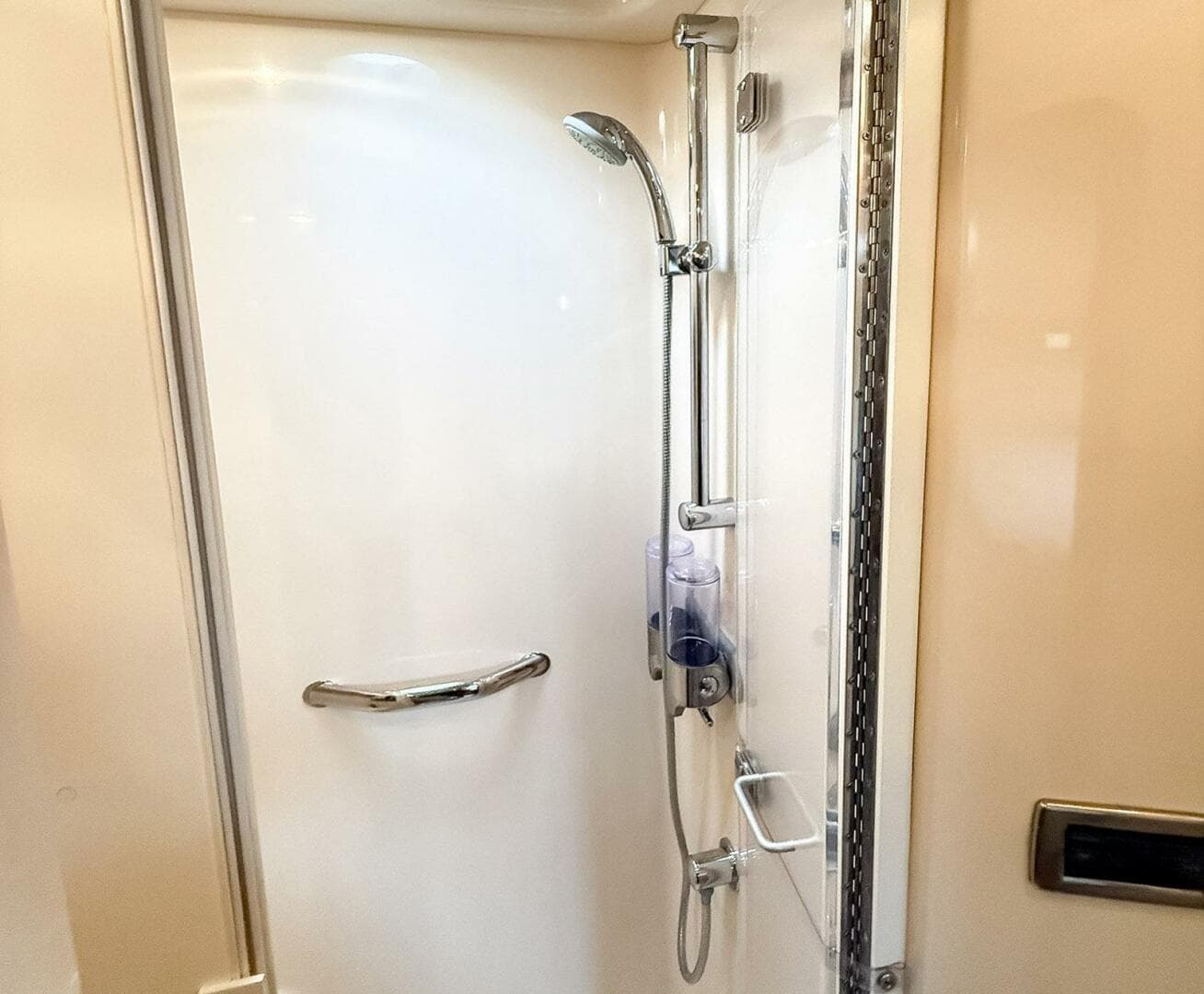 2008 Sea Ray 44 Sedan Bridge — photo 23