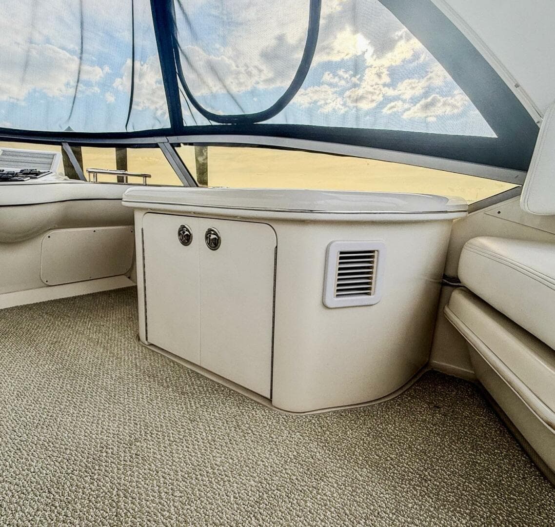 2008 Sea Ray 44 Sedan Bridge — photo 8