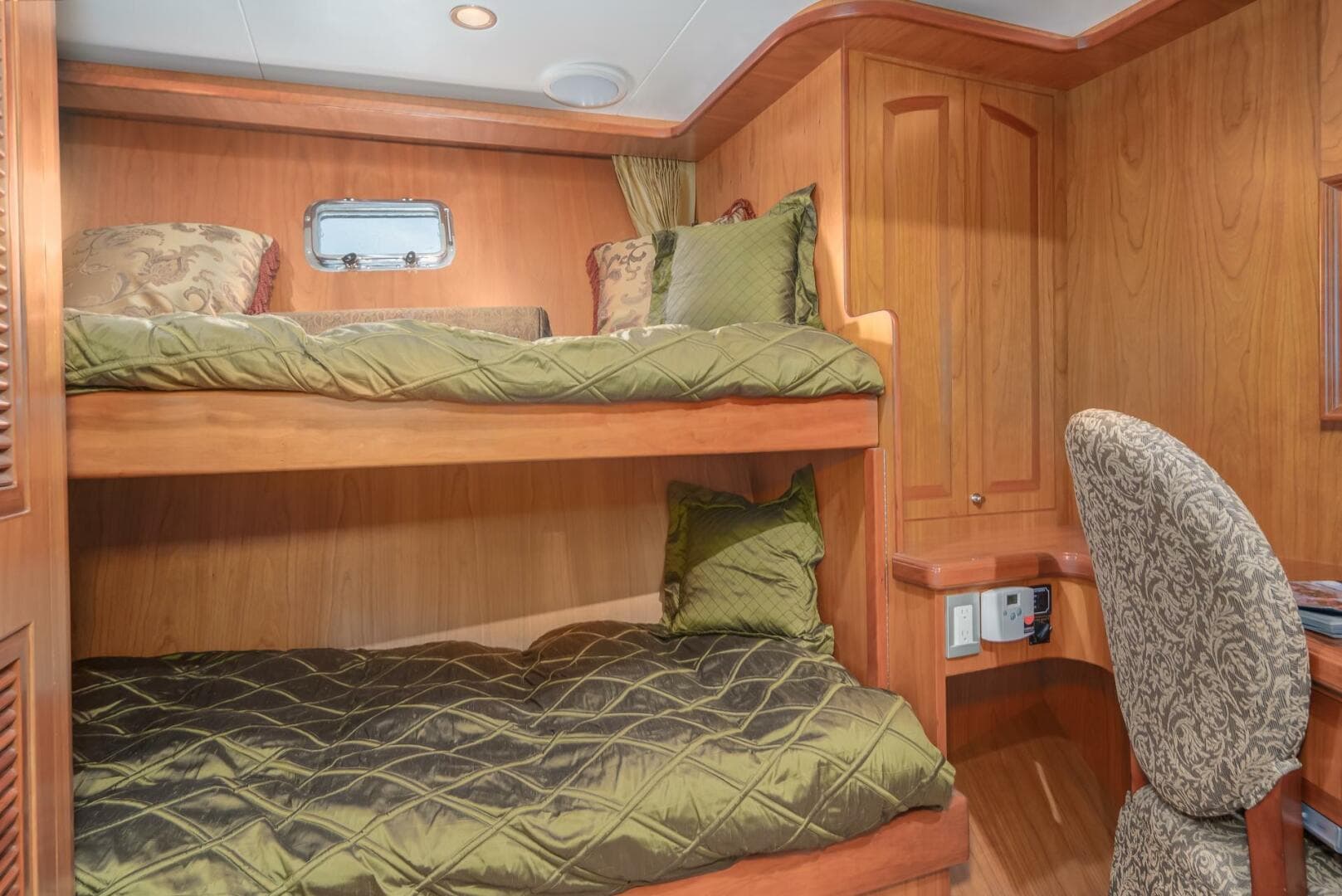 2005 President Skylounge — photo 7