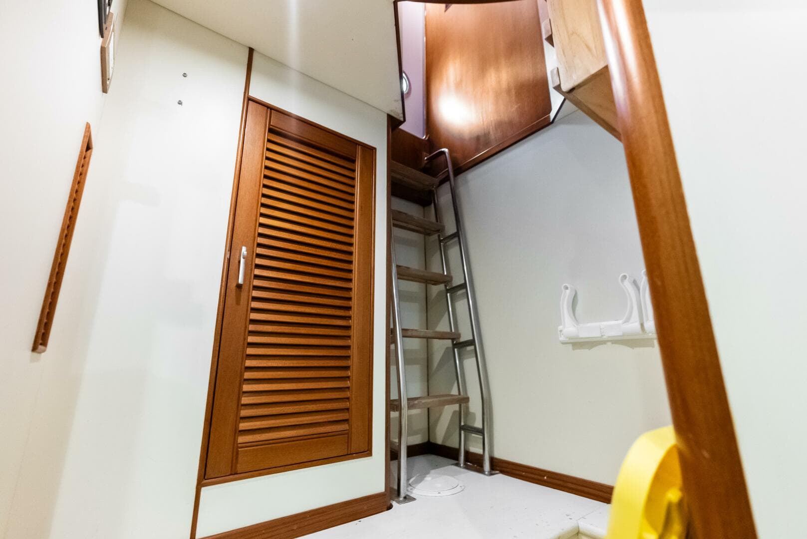 2005 Grand Banks 72 Aleutian Rp — photo 175