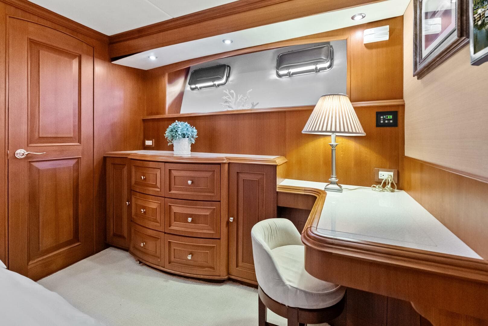 2005 Grand Banks 72 Aleutian Rp — photo 123