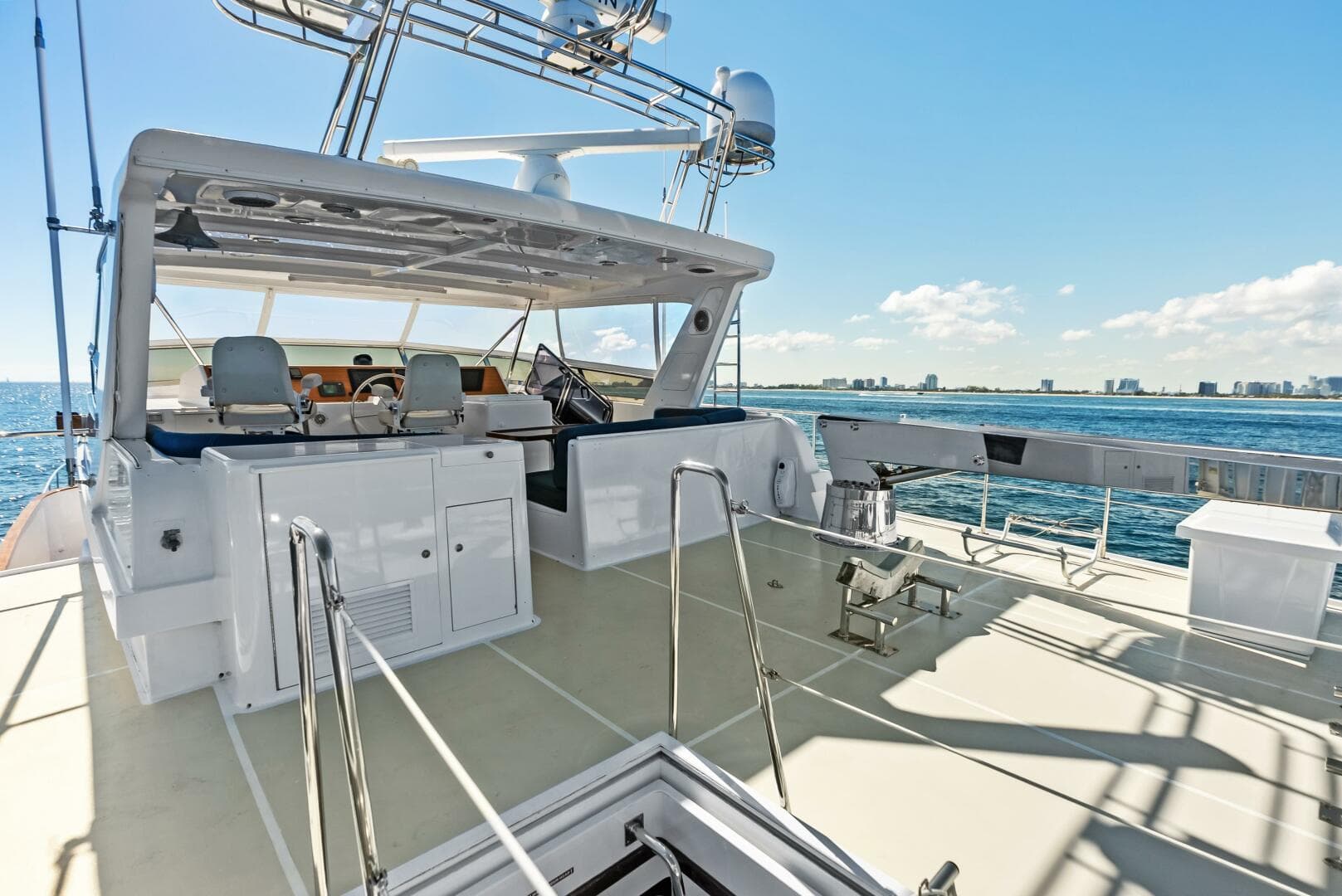 2005 Grand Banks 72 Aleutian Rp — photo 40