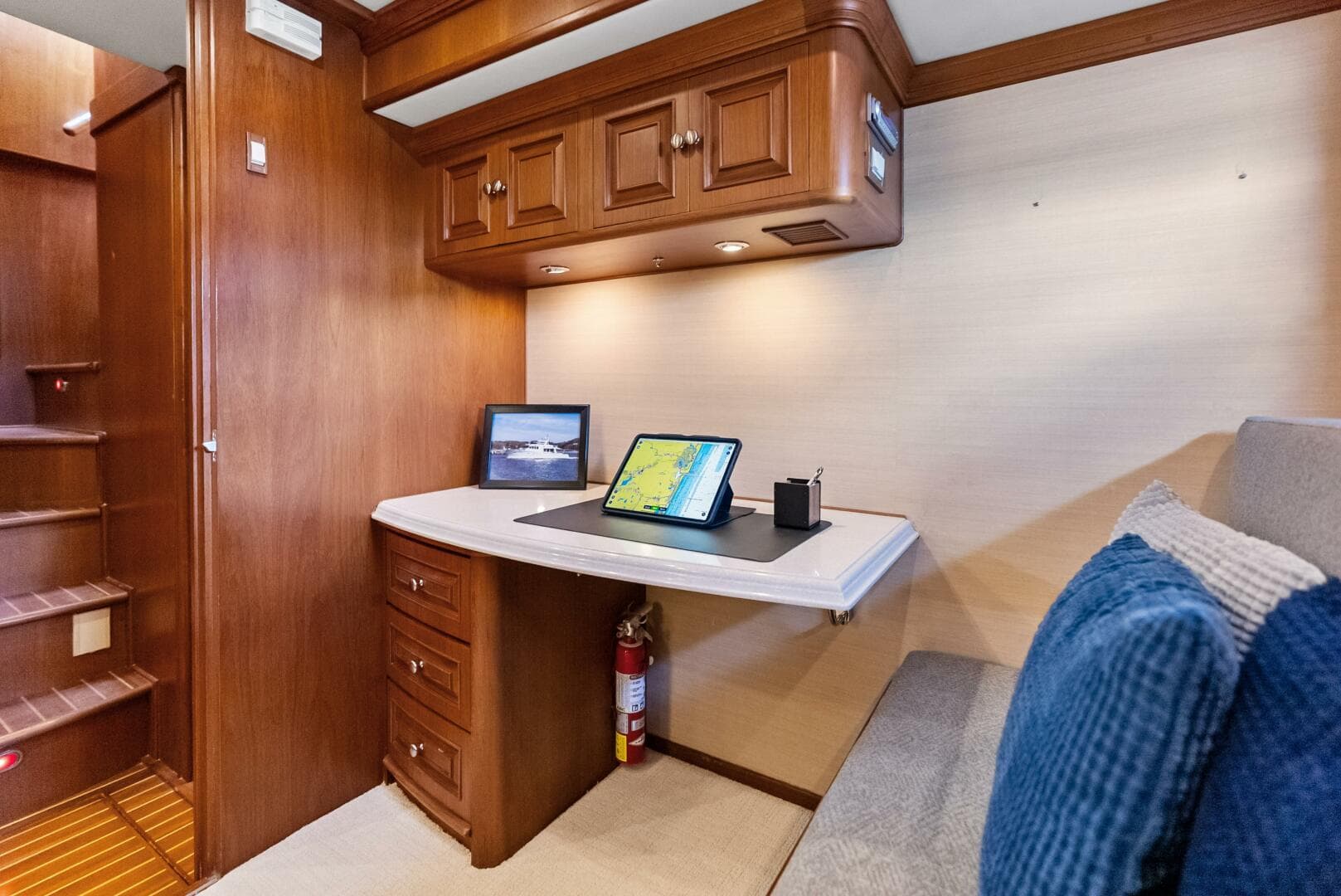 2005 Grand Banks 72 Aleutian Rp — photo 118