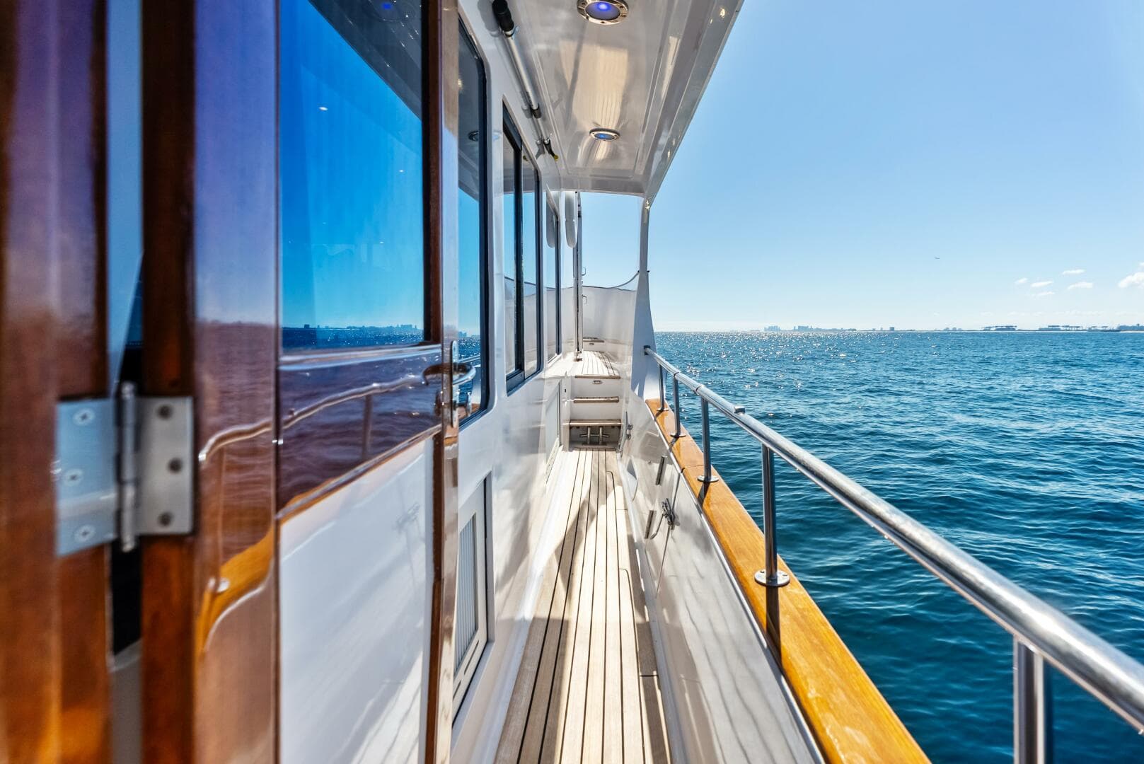 2005 Grand Banks 72 Aleutian Rp — photo 44