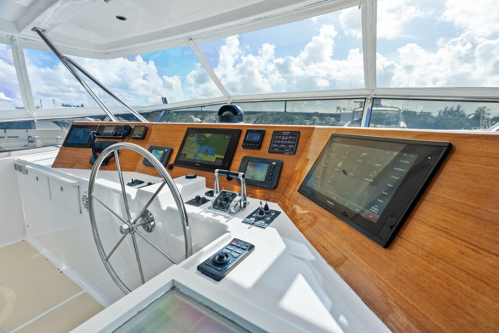 2005 Grand Banks 72 Aleutian Rp — photo 164