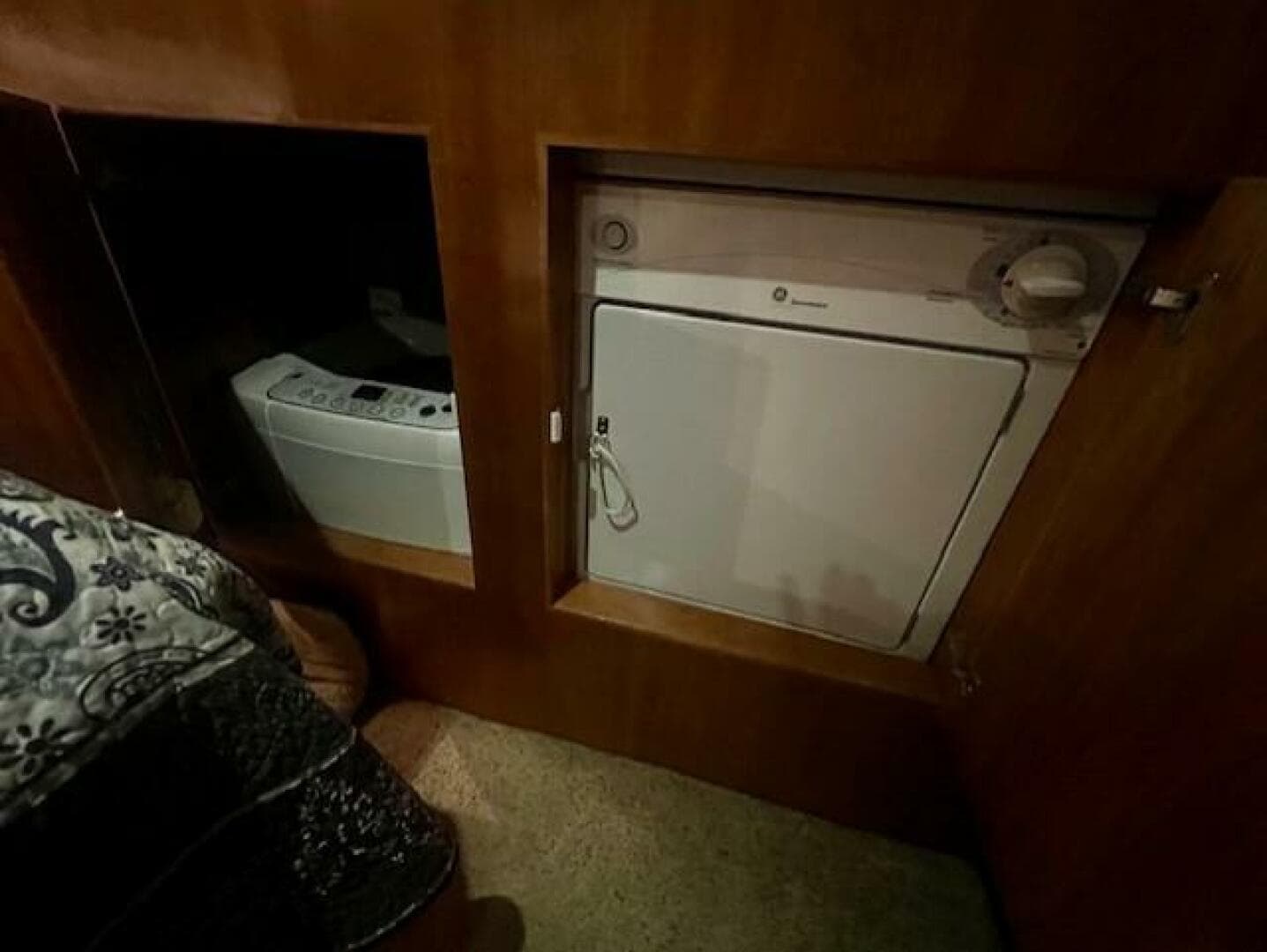 2002 Navigator 53 Classic — photo 43