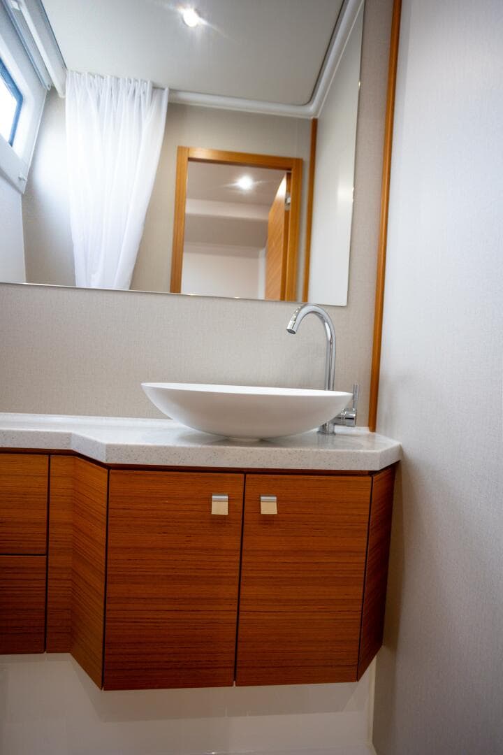 2023 Greenline 48 Fly — photo 16