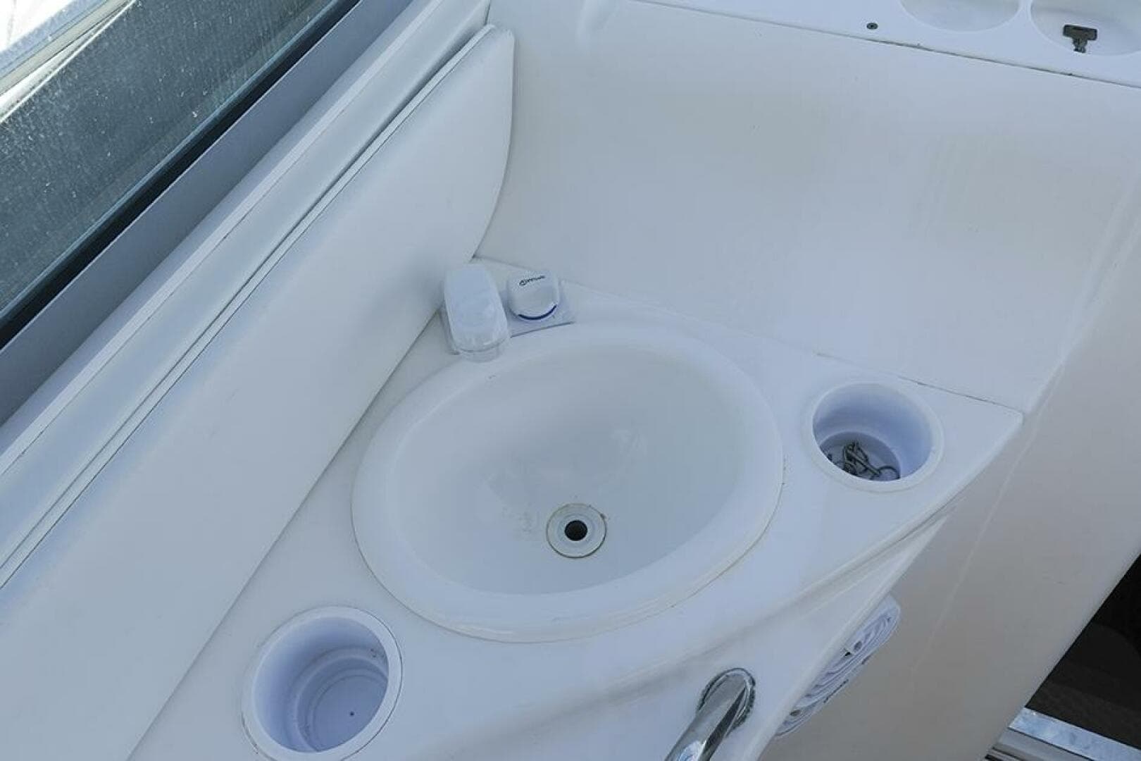 2001 Sea Ray 340 Sundancer — photo 33