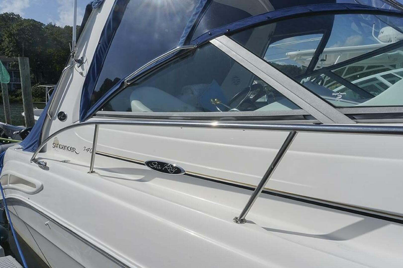 2001 Sea Ray 340 Sundancer — photo 19