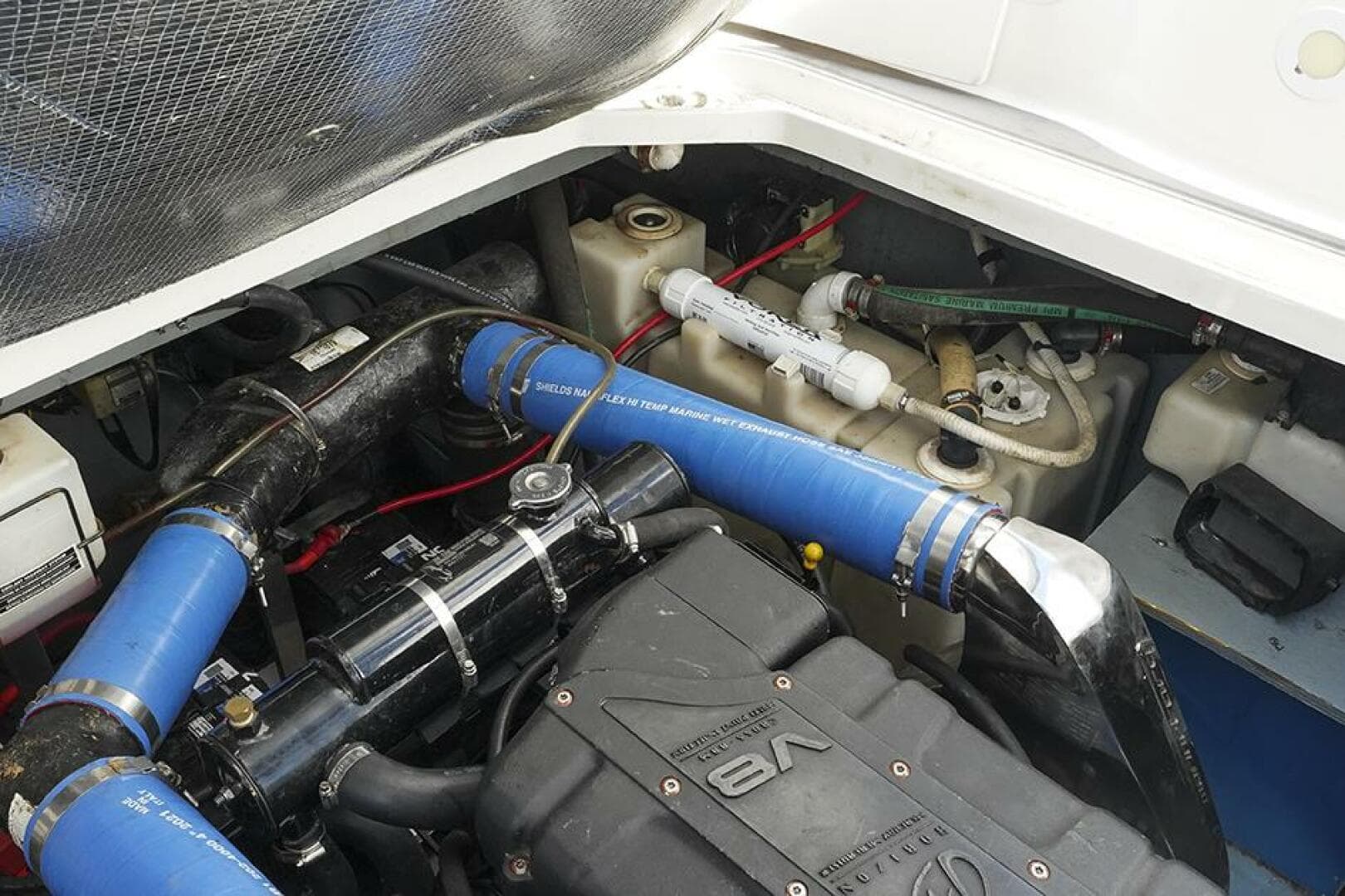 2001 Sea Ray 340 Sundancer — photo 43