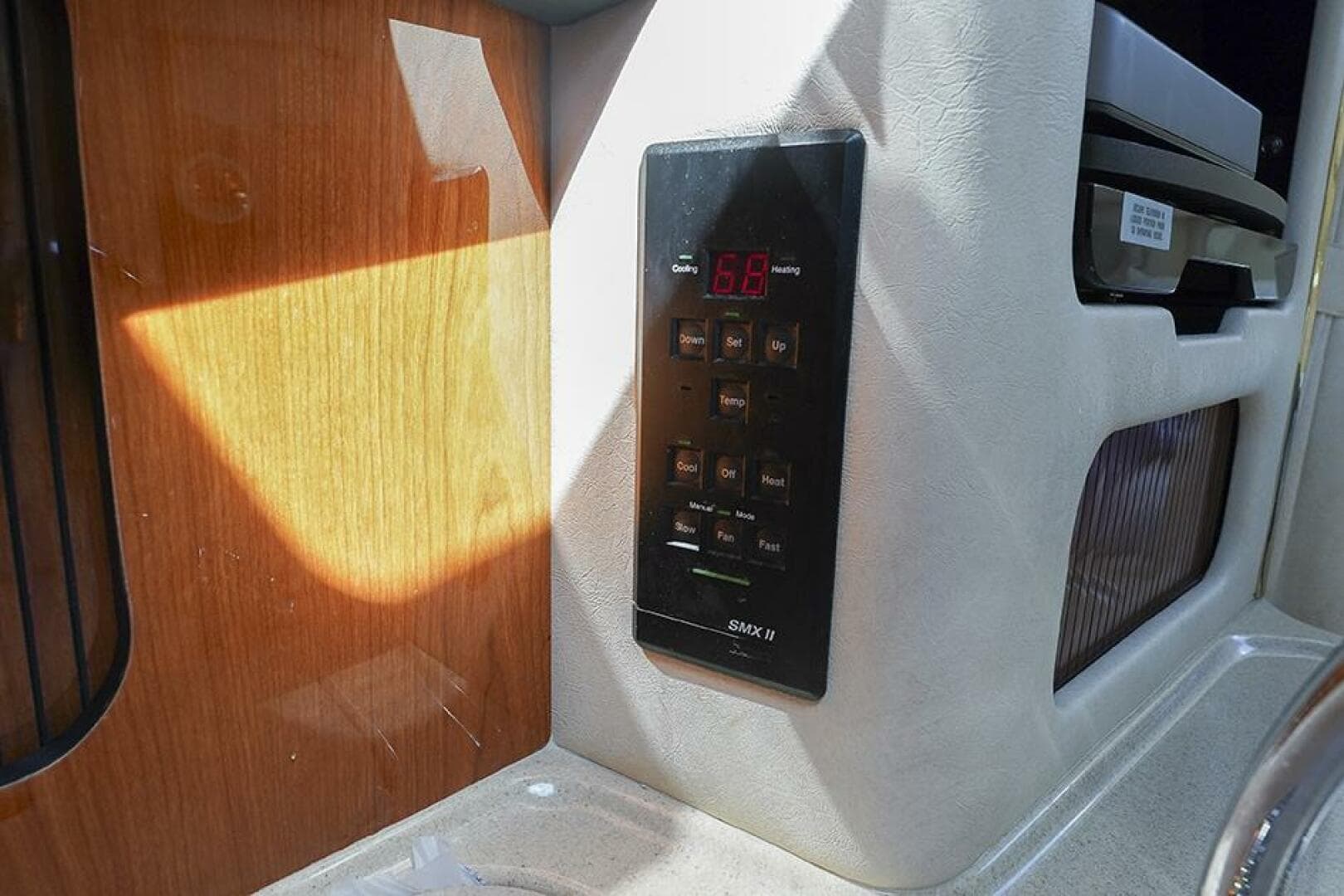 2001 Sea Ray 340 Sundancer — photo 31