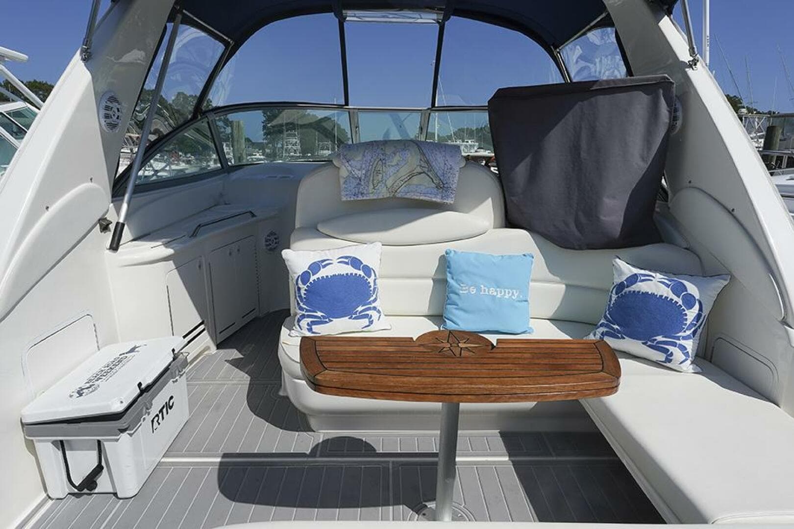 2001 Sea Ray 340 Sundancer — photo 8