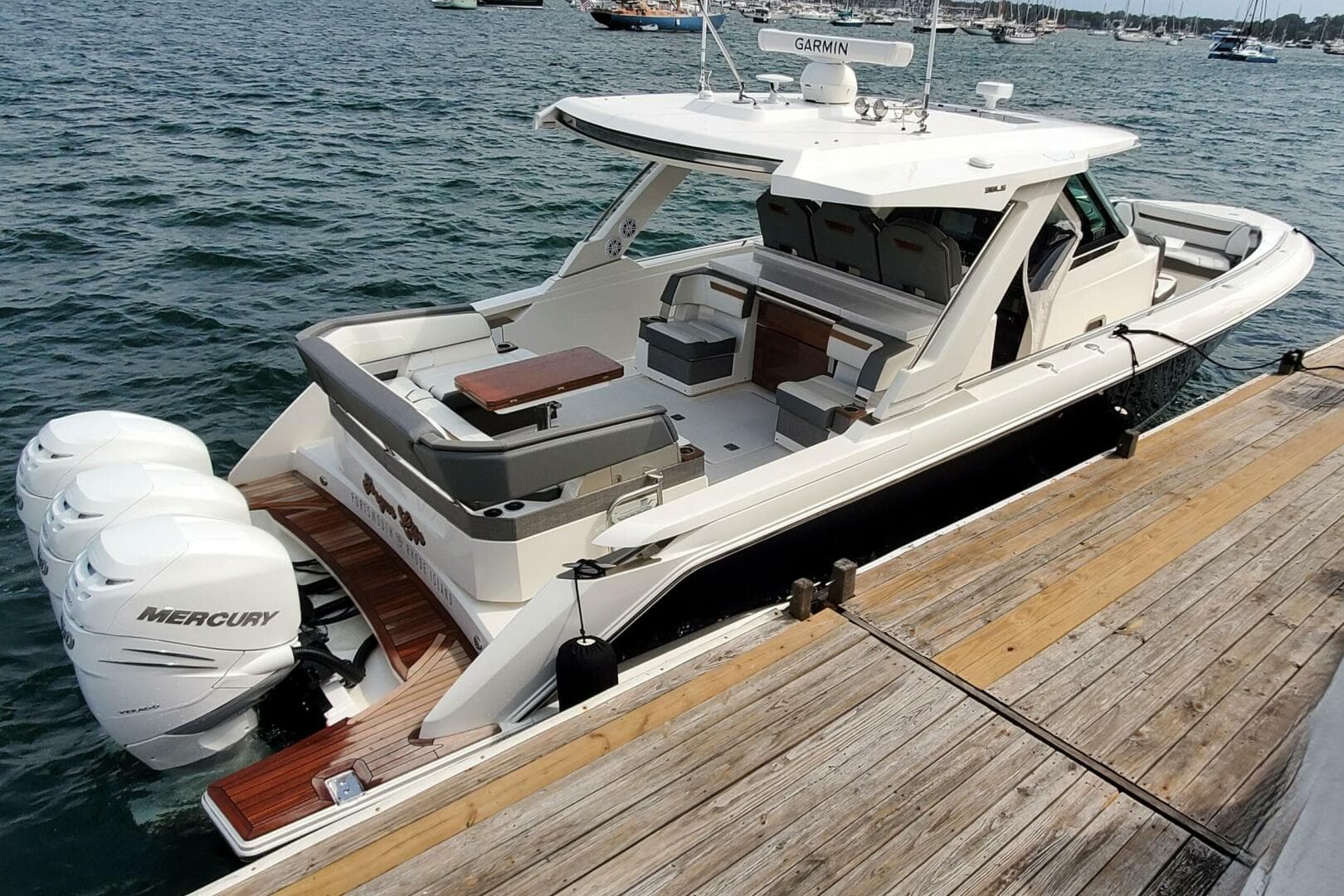 2021 Tiara Yachts 38 LS — photo 12