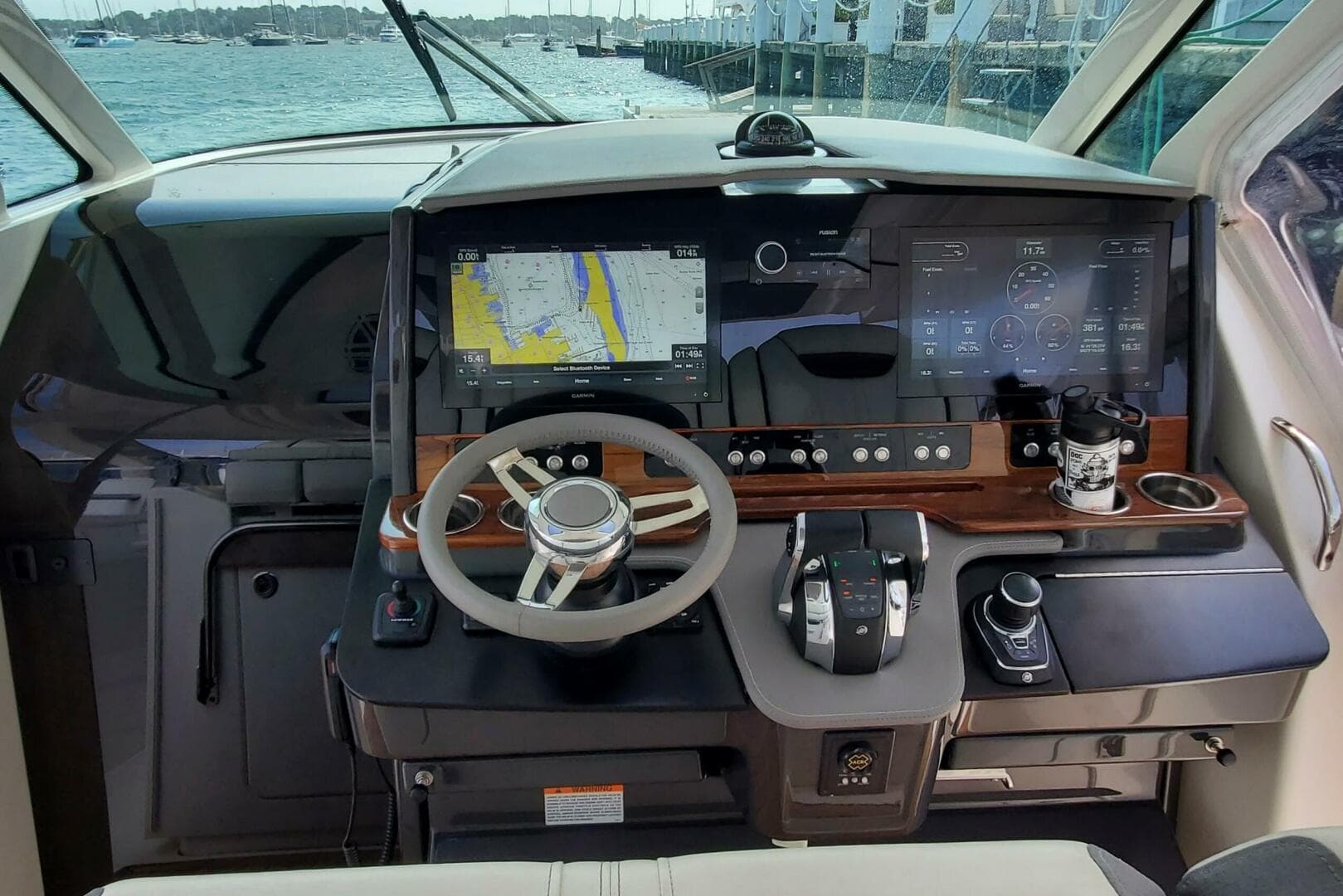 2021 Tiara Yachts 38 LS — photo 18