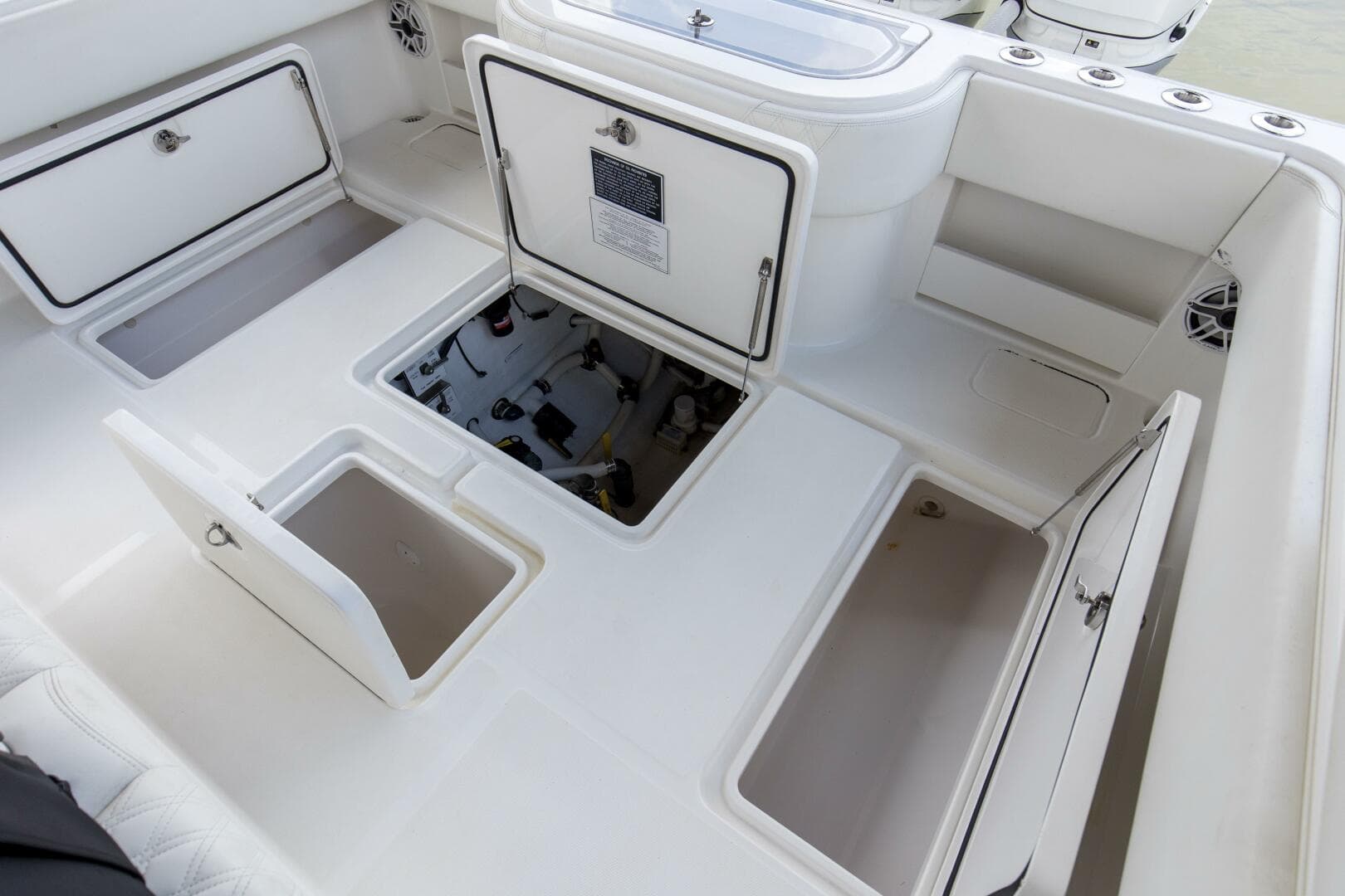 2020 Invincible 39 Open Fisherman — photo 25