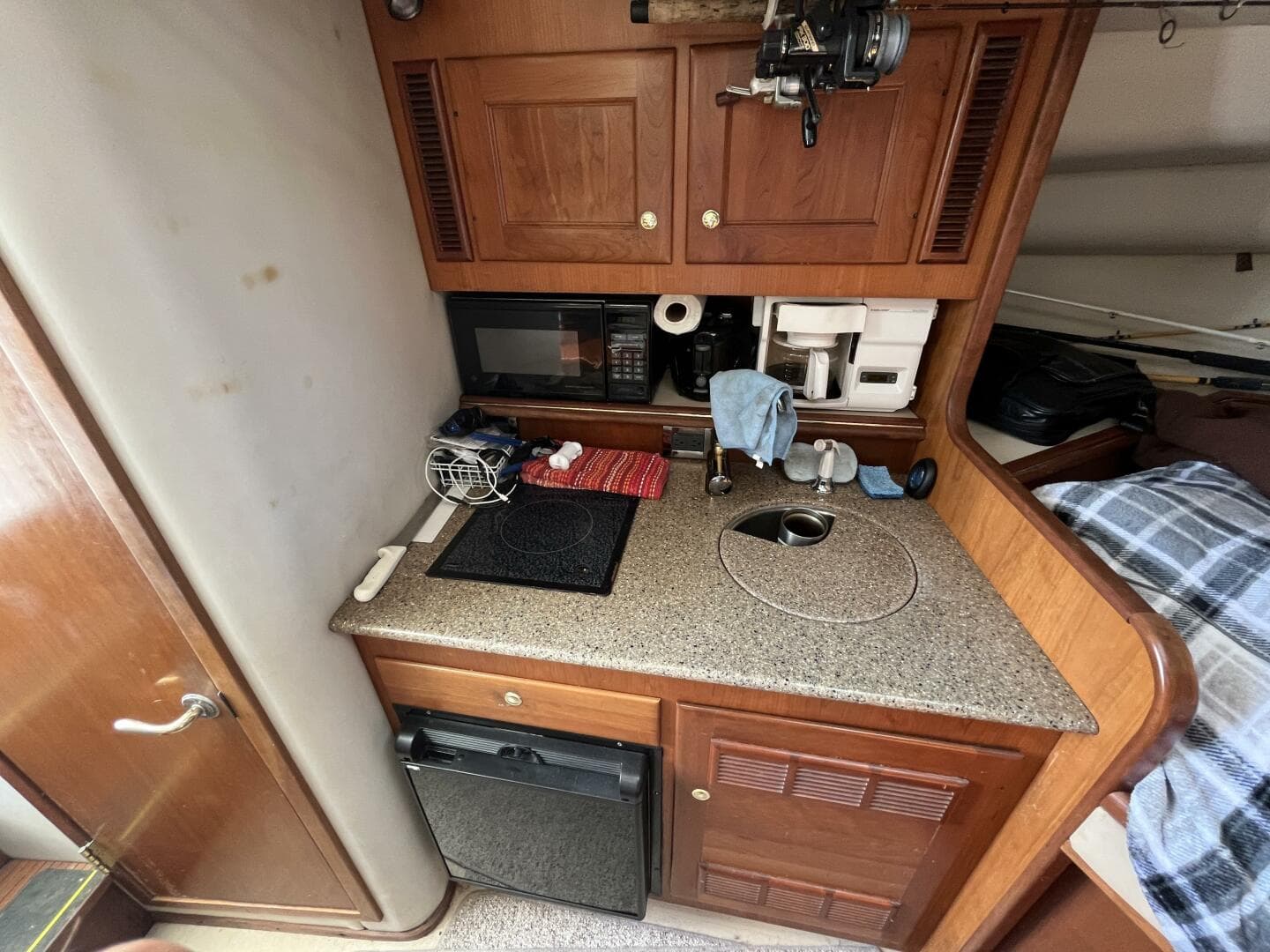 2001 Rampage 30 Express Open — photo 42