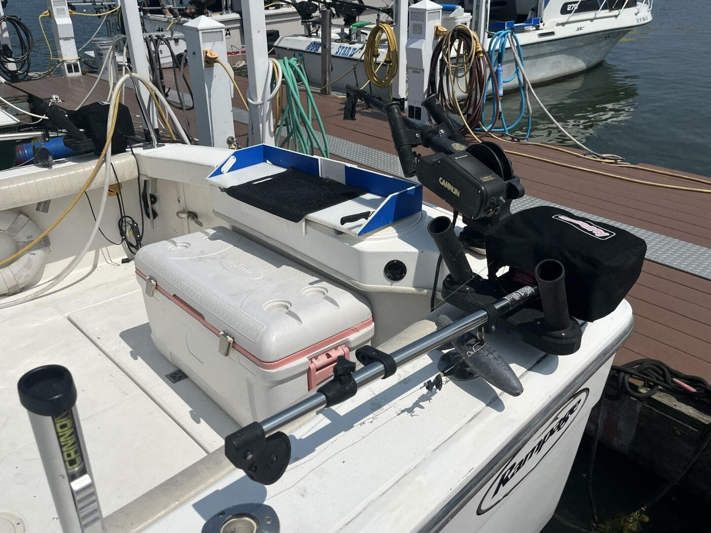 2001 Rampage 30 Express Open — photo 15