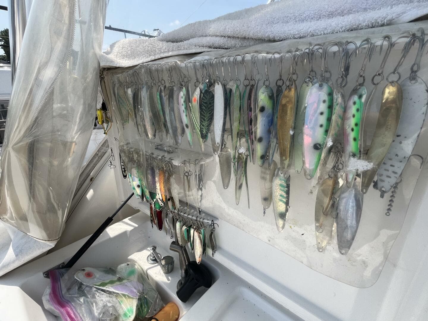 2001 Rampage 30 Express Open — photo 26