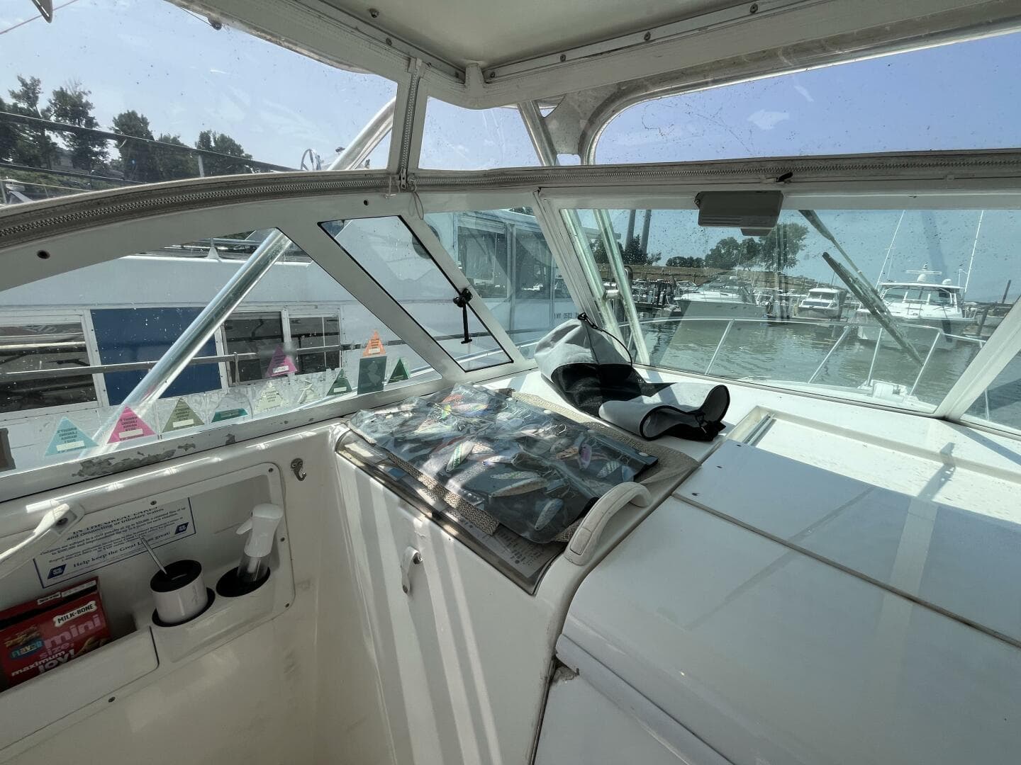 2001 Rampage 30 Express Open — photo 36