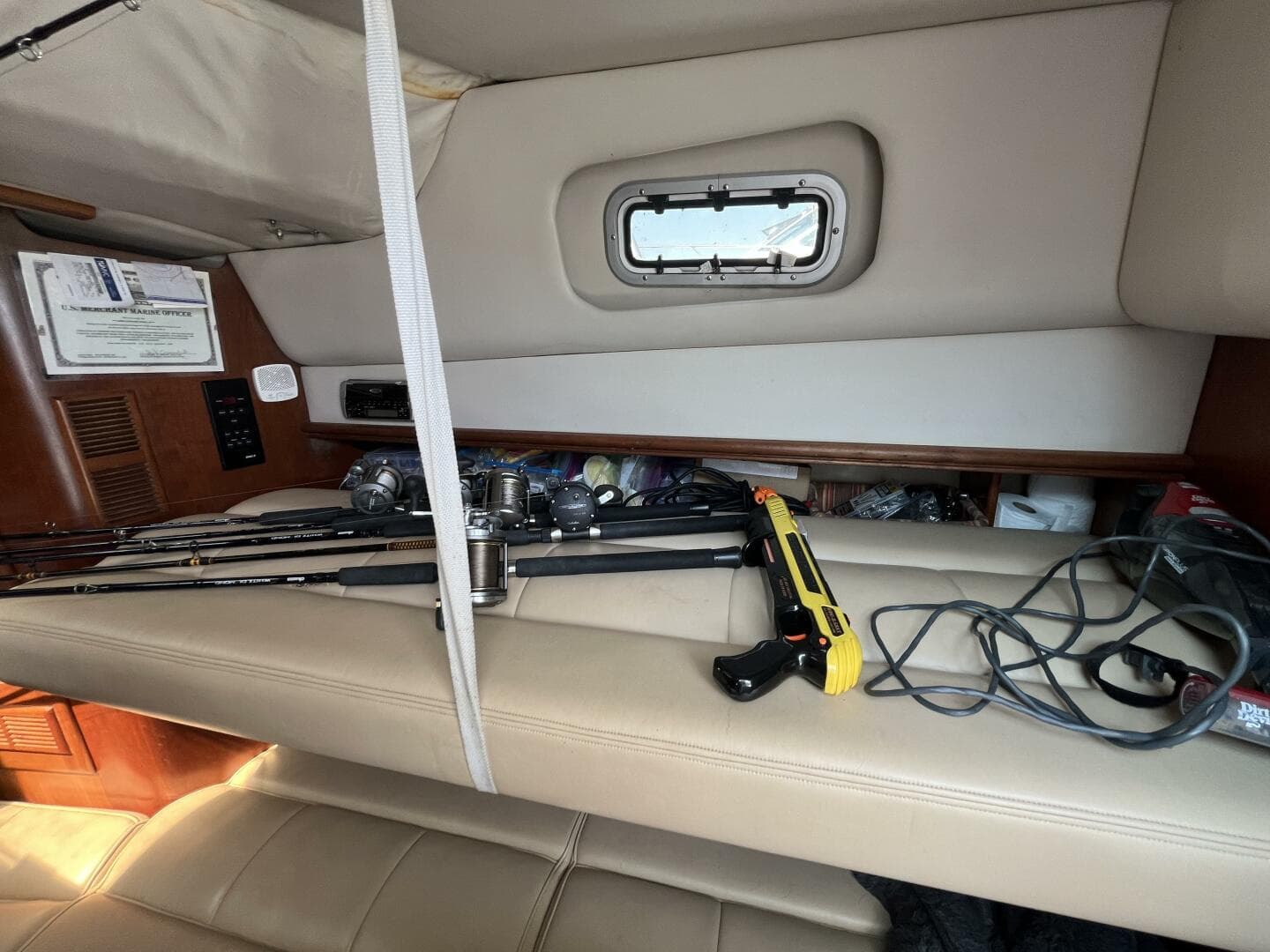 2001 Rampage 30 Express Open — photo 54