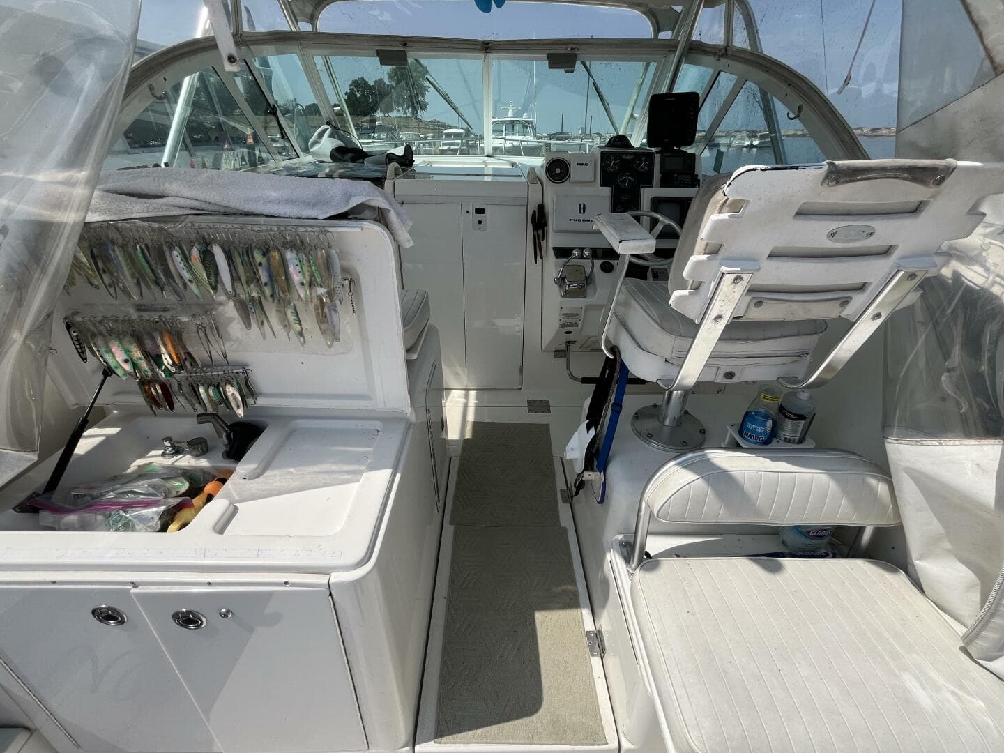 2001 Rampage 30 Express Open — photo 22