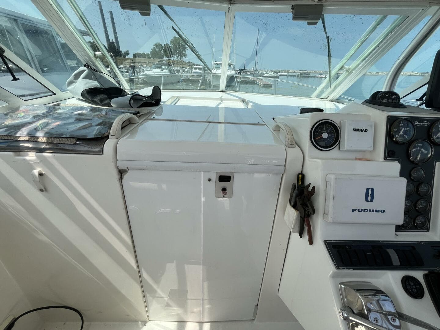 2001 Rampage 30 Express Open — photo 37