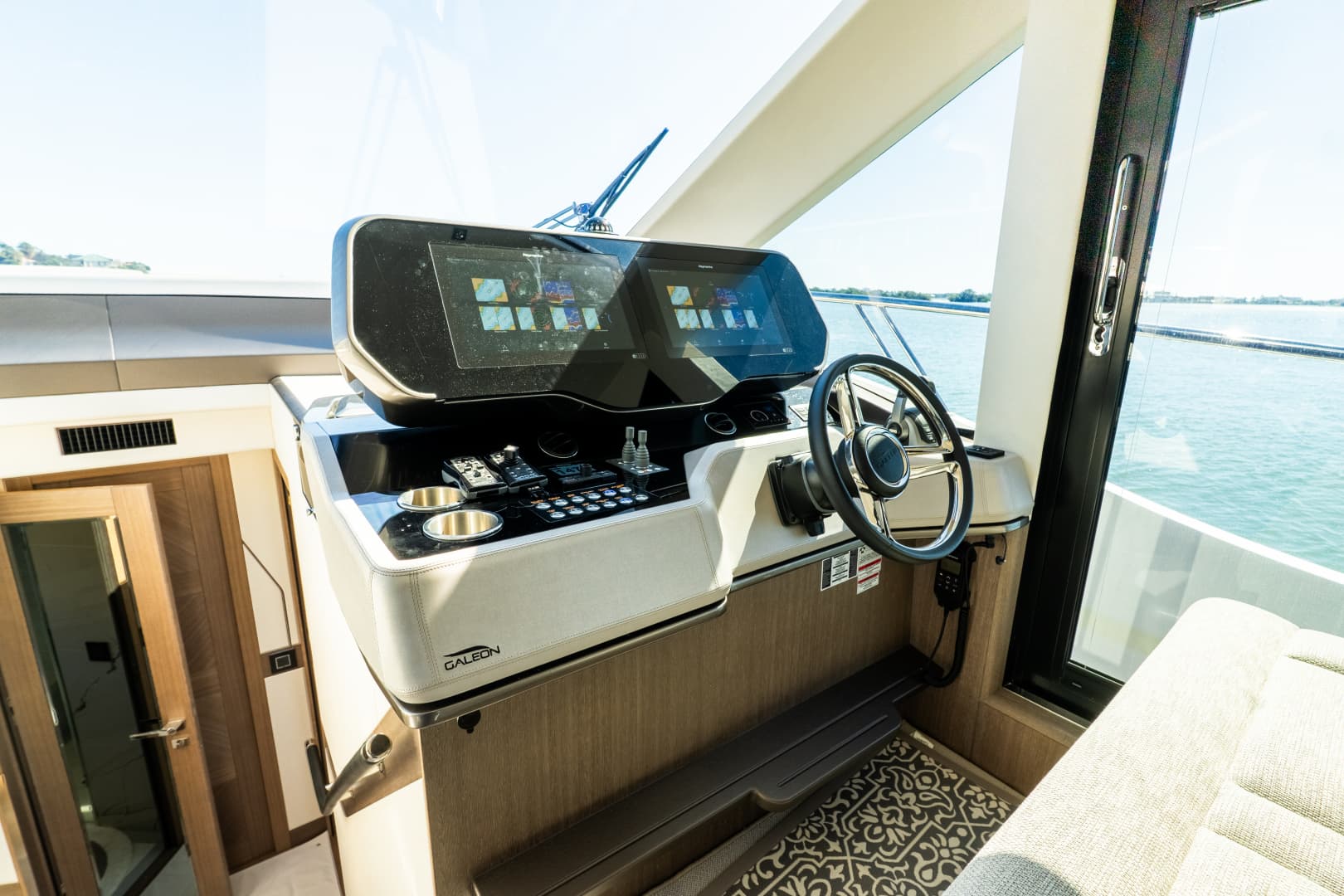 2024 Galeon 560 Fly — photo 42