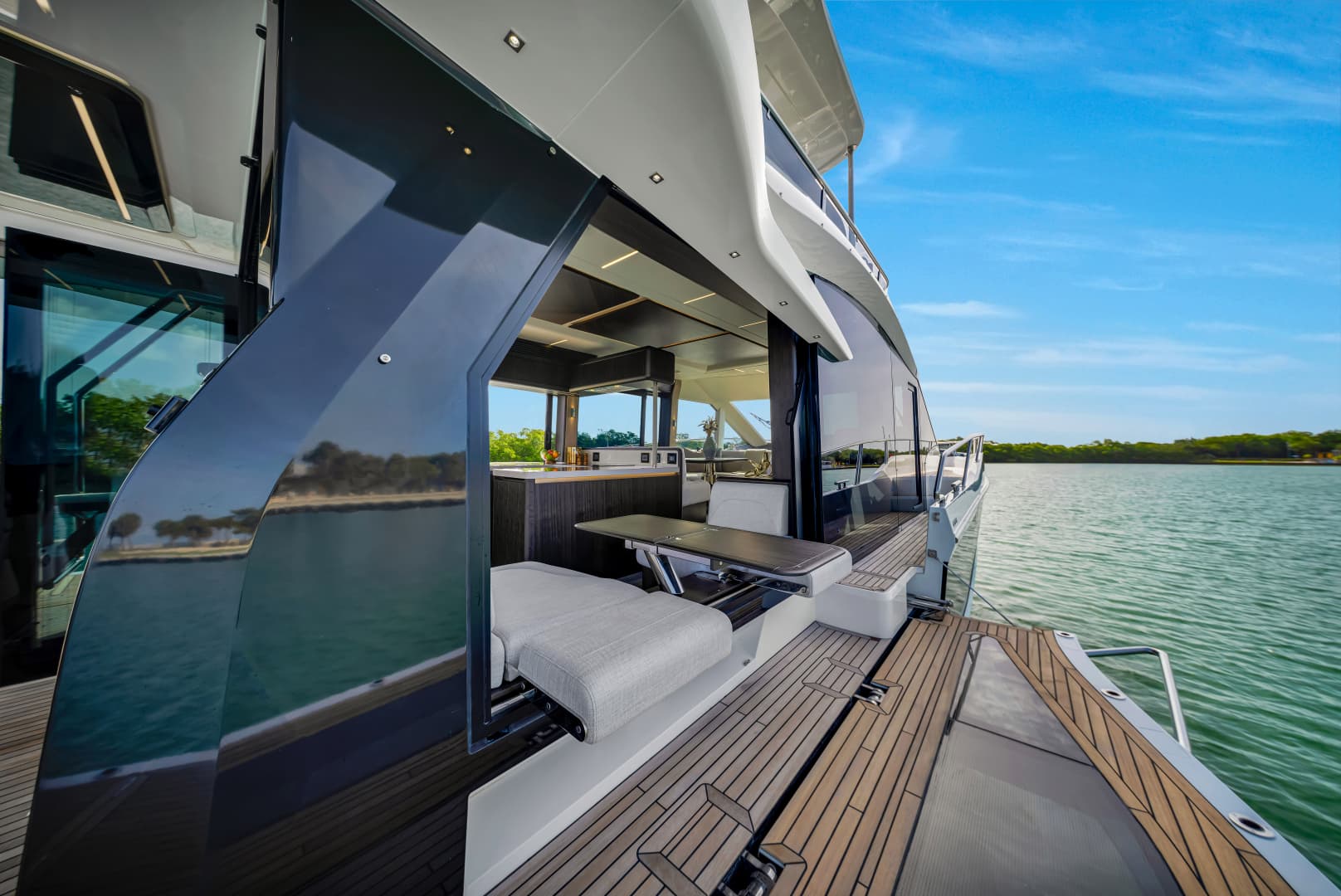 2024 Galeon 560 Fly — photo 16