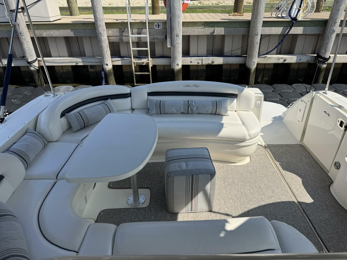 2003 Sea Ray 420 Sundancer — photo 8