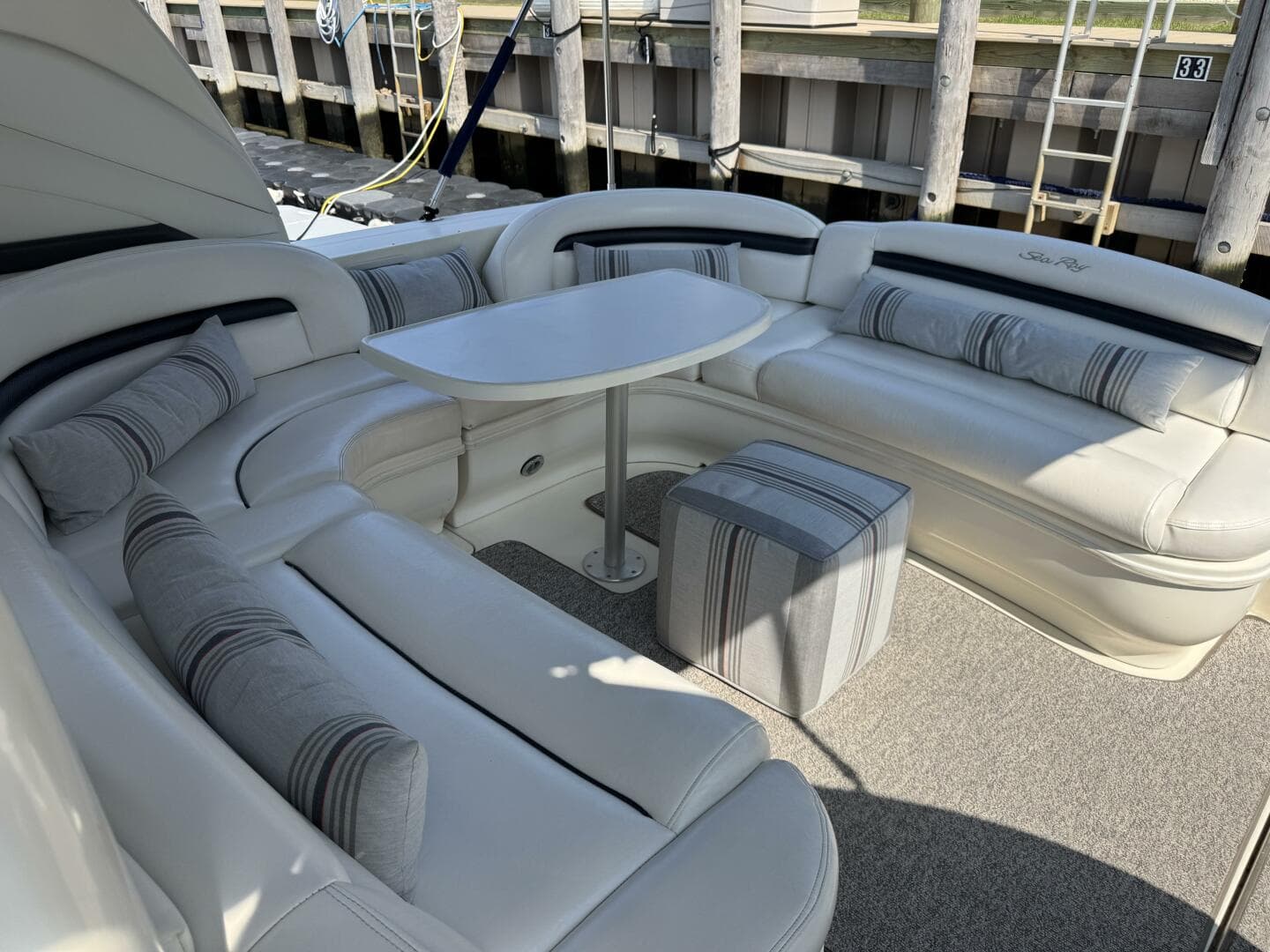 2003 Sea Ray 420 Sundancer — photo 11