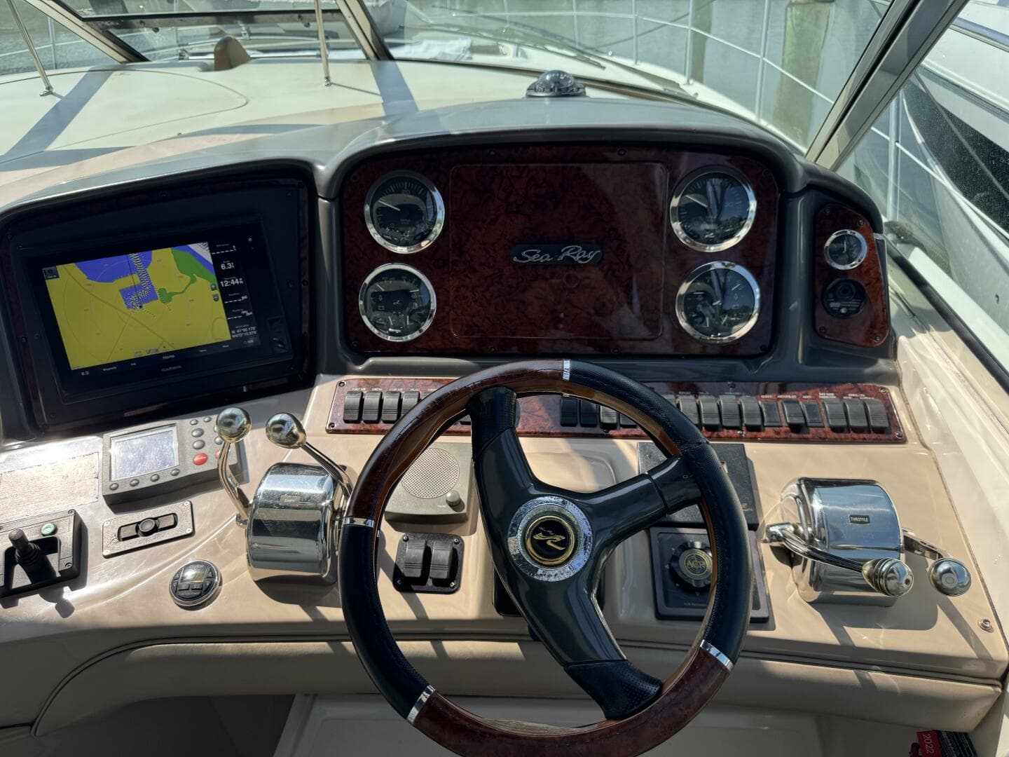 2003 Sea Ray 420 Sundancer — photo 19