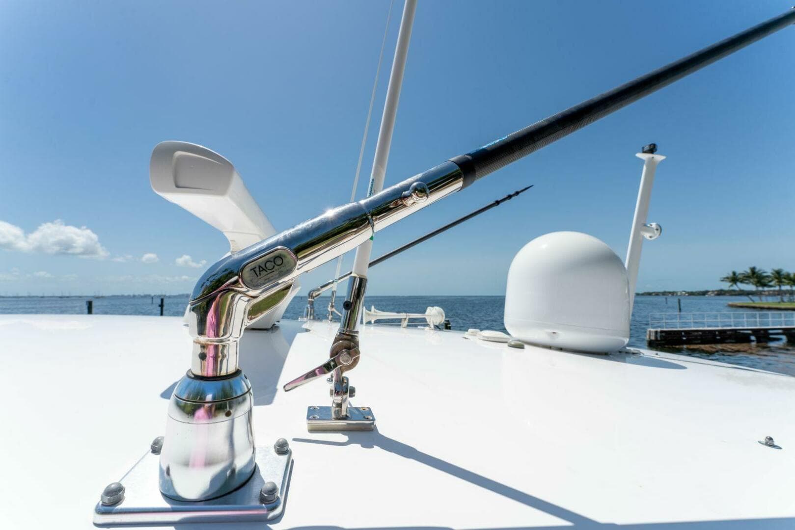 2021 Intrepid 407 Panacea — photo 18