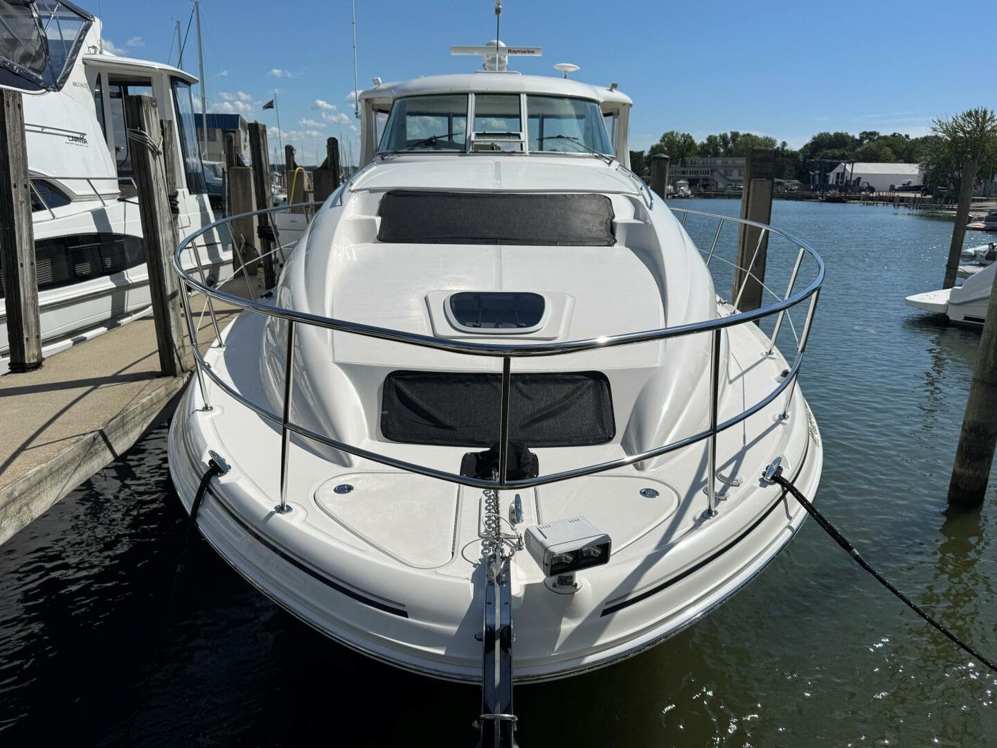 2004 Sea Ray 390 — photo 9