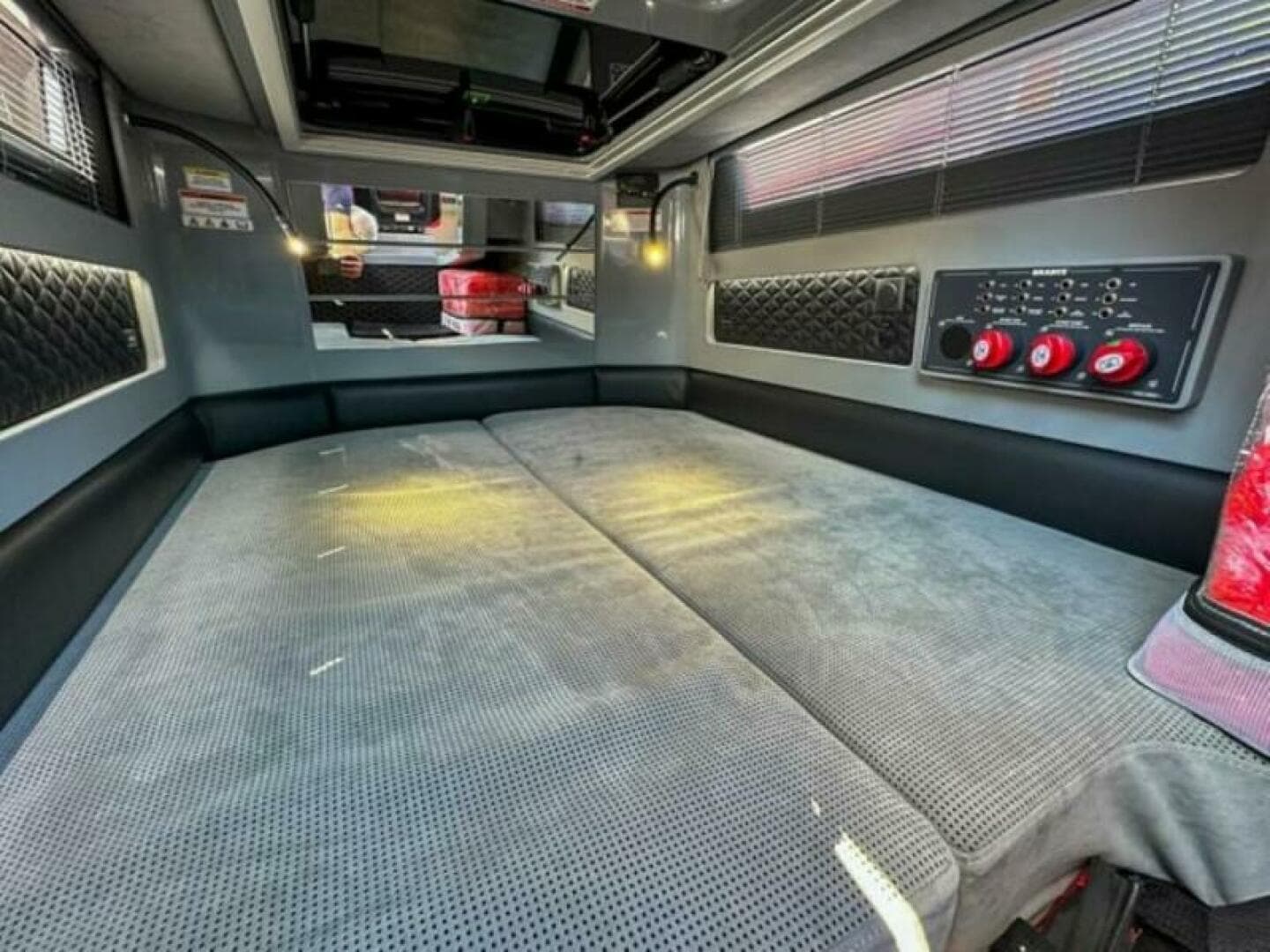 2023 Brabus Shadow 500 — photo 19